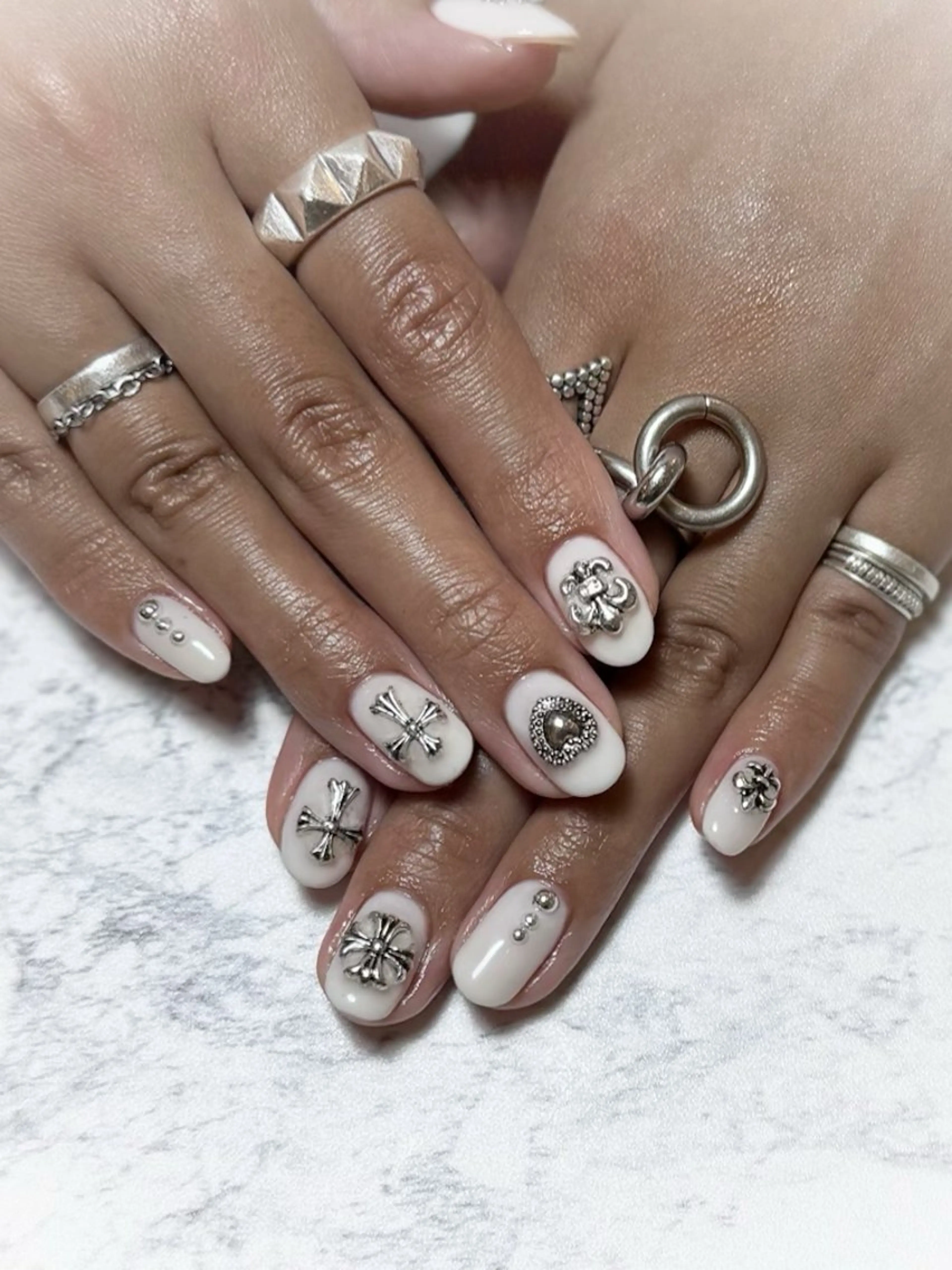 ショート NAIL&EYELASH MANIST所属・ネイルサロン マニストのネイルデザイン