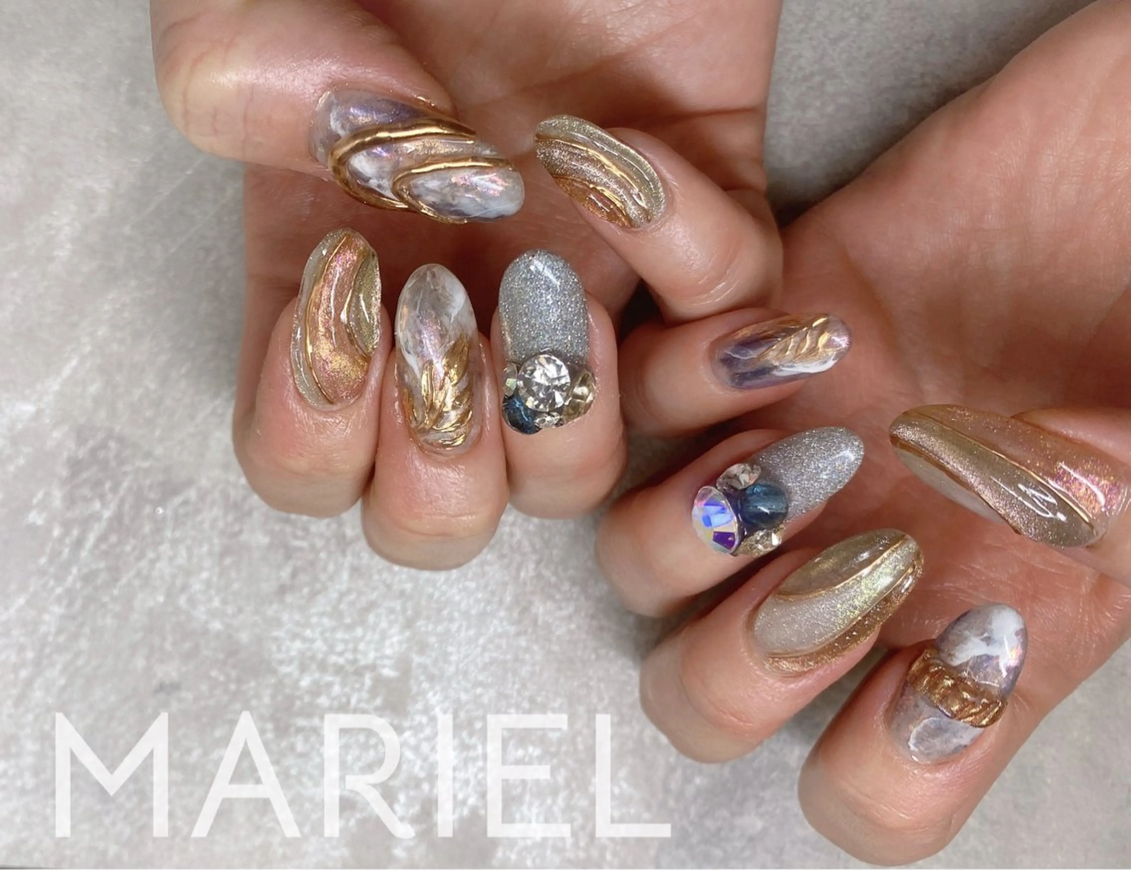 ネイル フラッシュネイル マグネットネイル ミラーネイル ハンドネイル ネイルサロンMARIEL所属・nailist marieのネイルデザイン