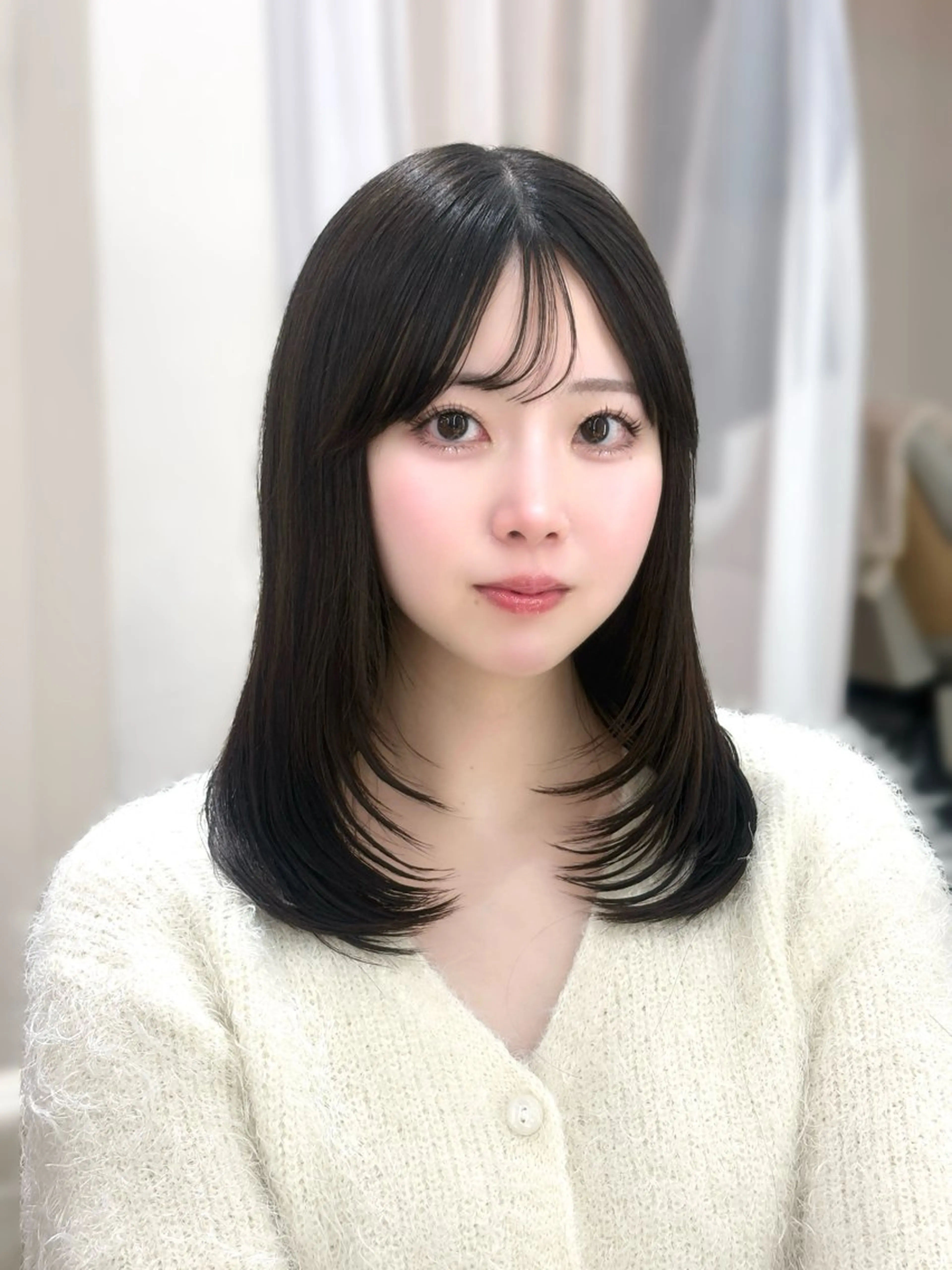 ミディアム i.+odori所属・Miu🤍ショート 🤍レイヤーカットのヘアスタイル