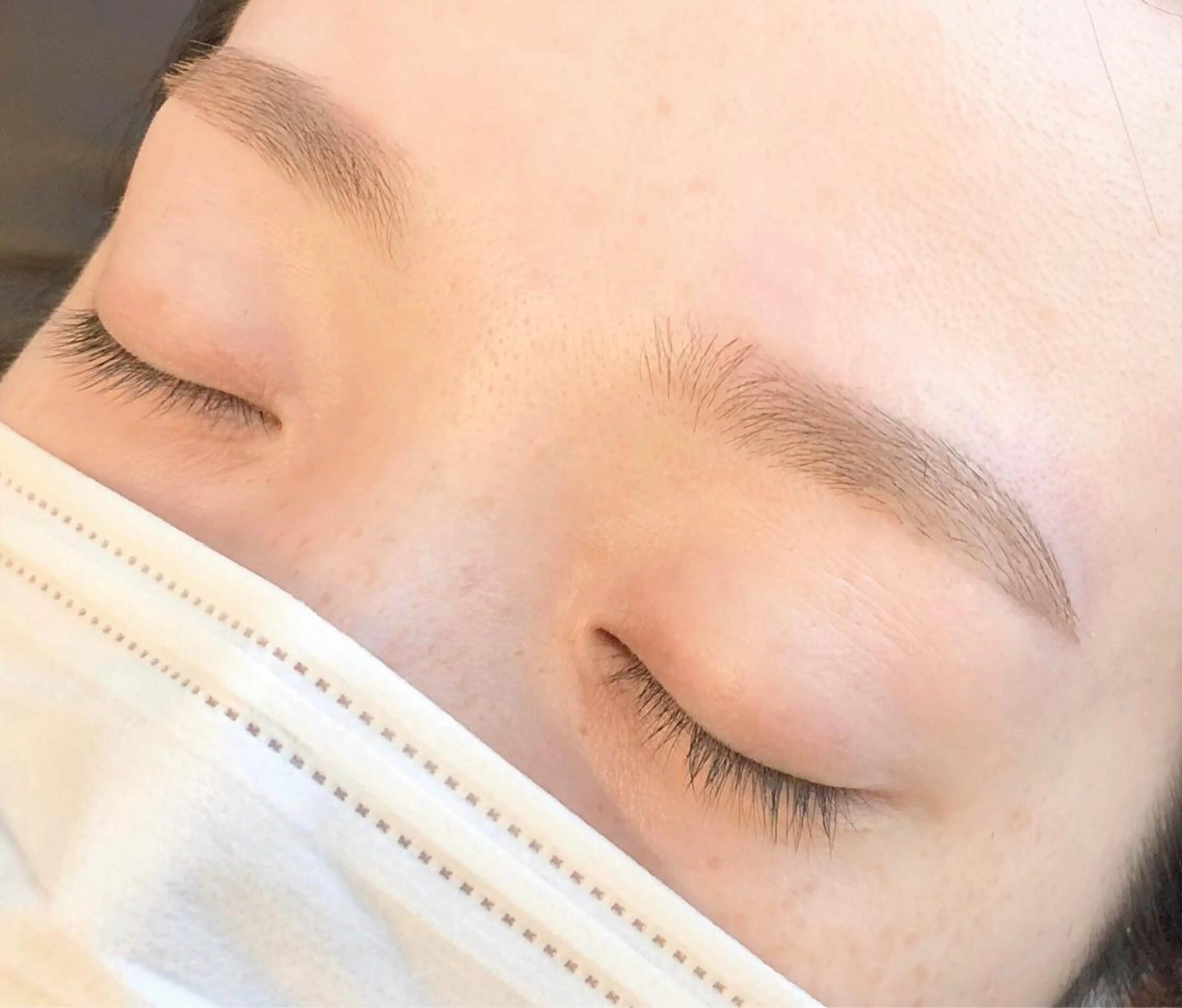 eyelash/eyebrow　salon Fika所属・水軒 朋美のマツエク・マツパデザイン