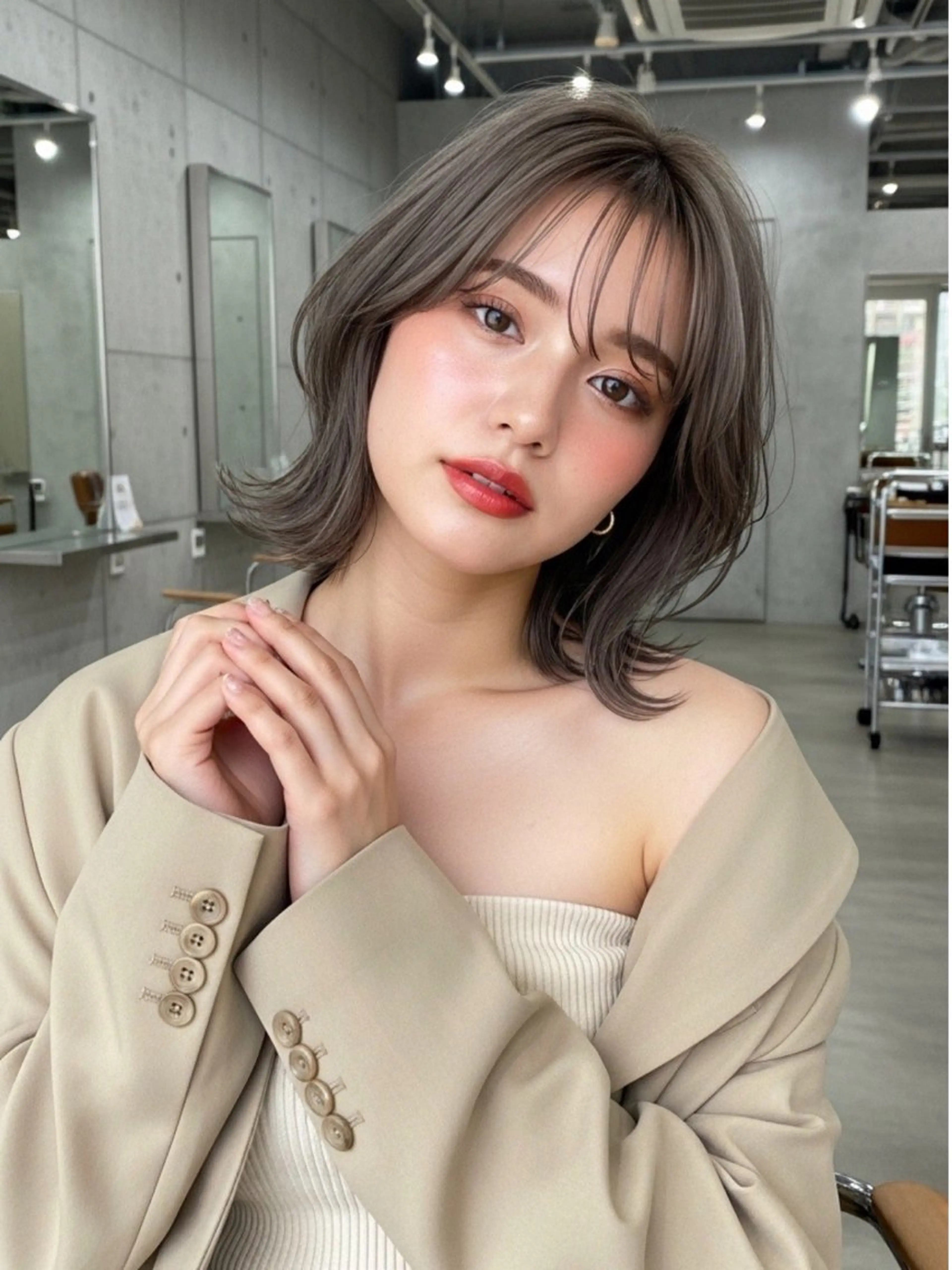 ミディアム 似合わせボブ✖️ 韓国レイヤー✨小関のヘアスタイル