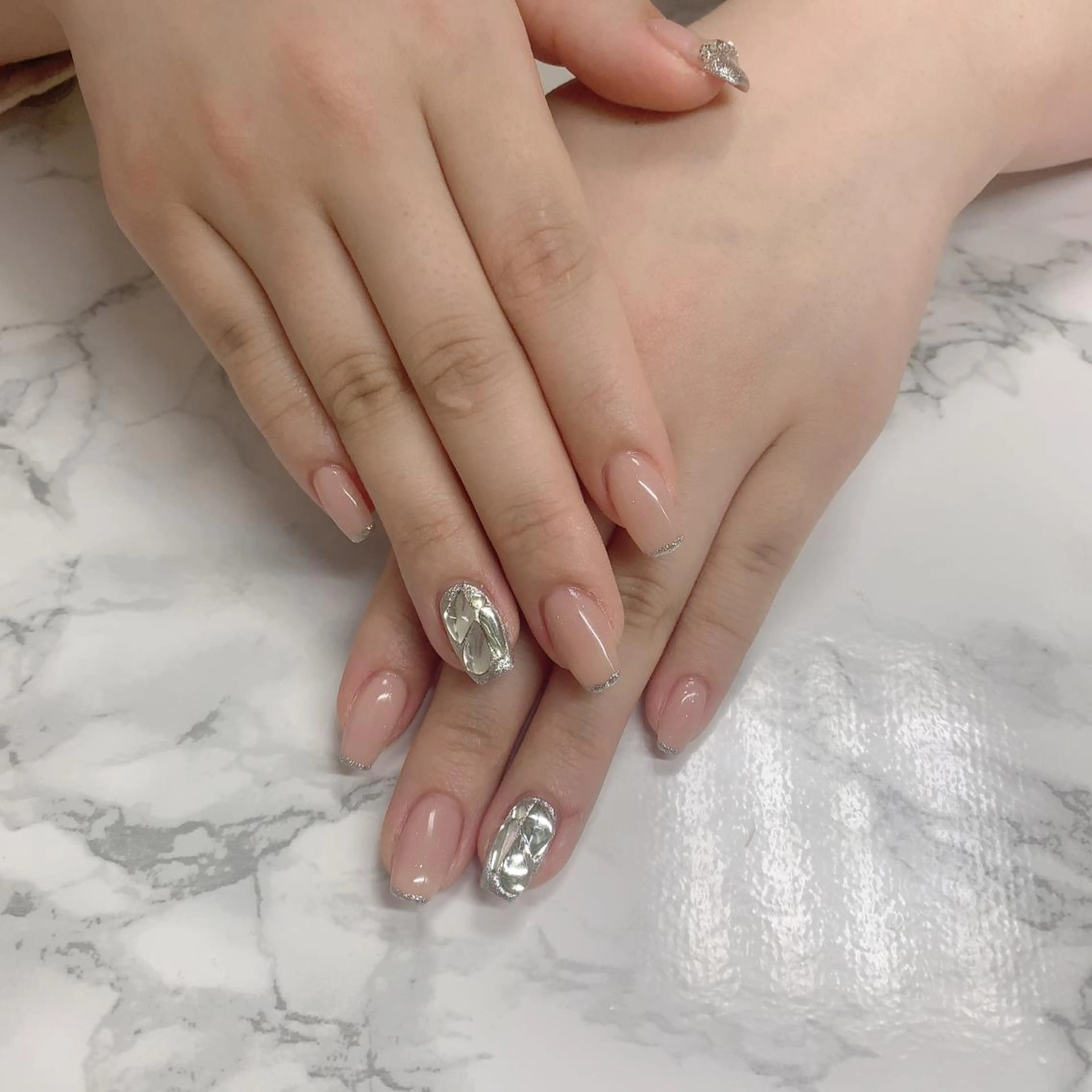 ネイル フレンチネイル はな💎ネイル ワンホン、長さ出しのネイルデザイン