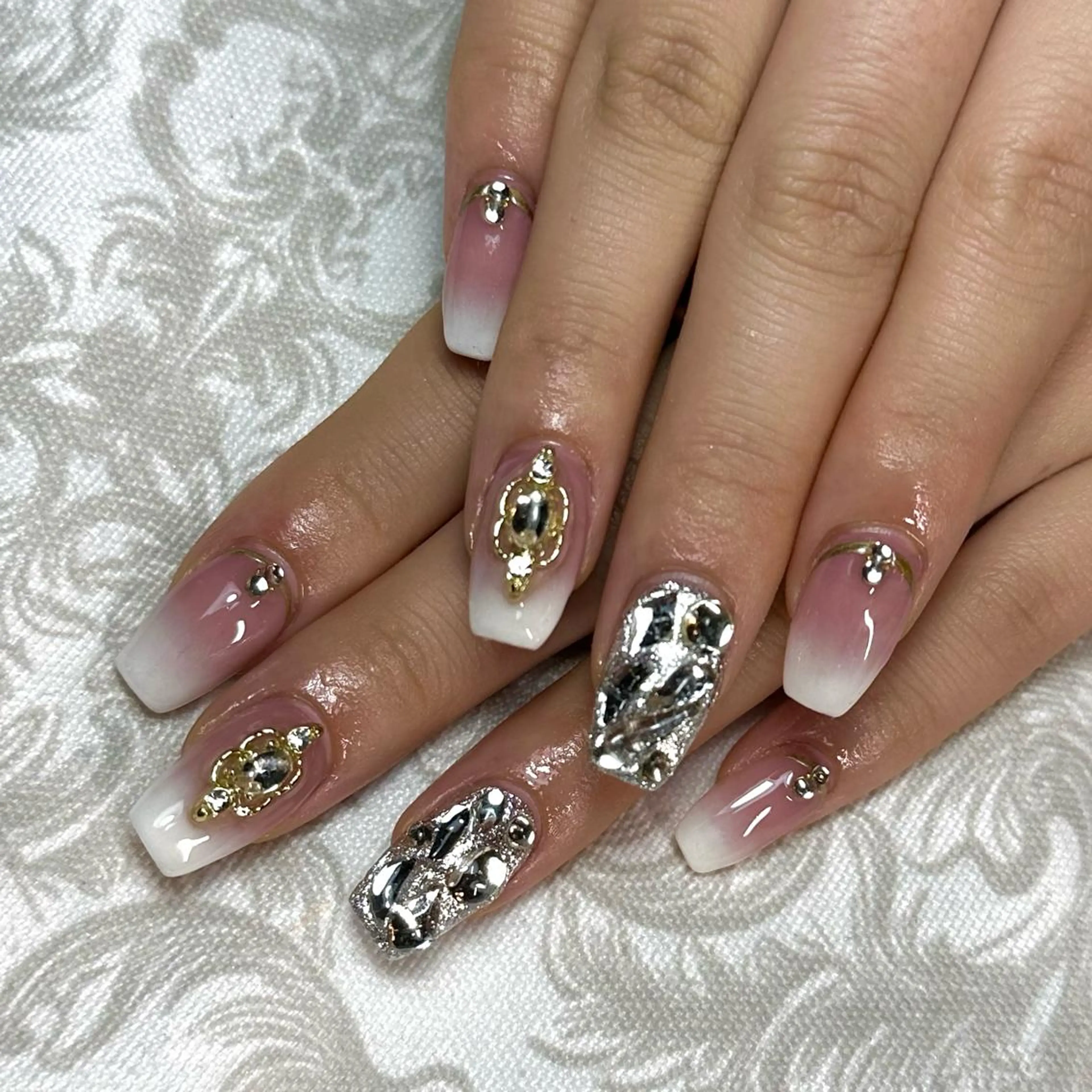 ネイル KAONAIL昭島店 【伊藤】のネイルデザイン