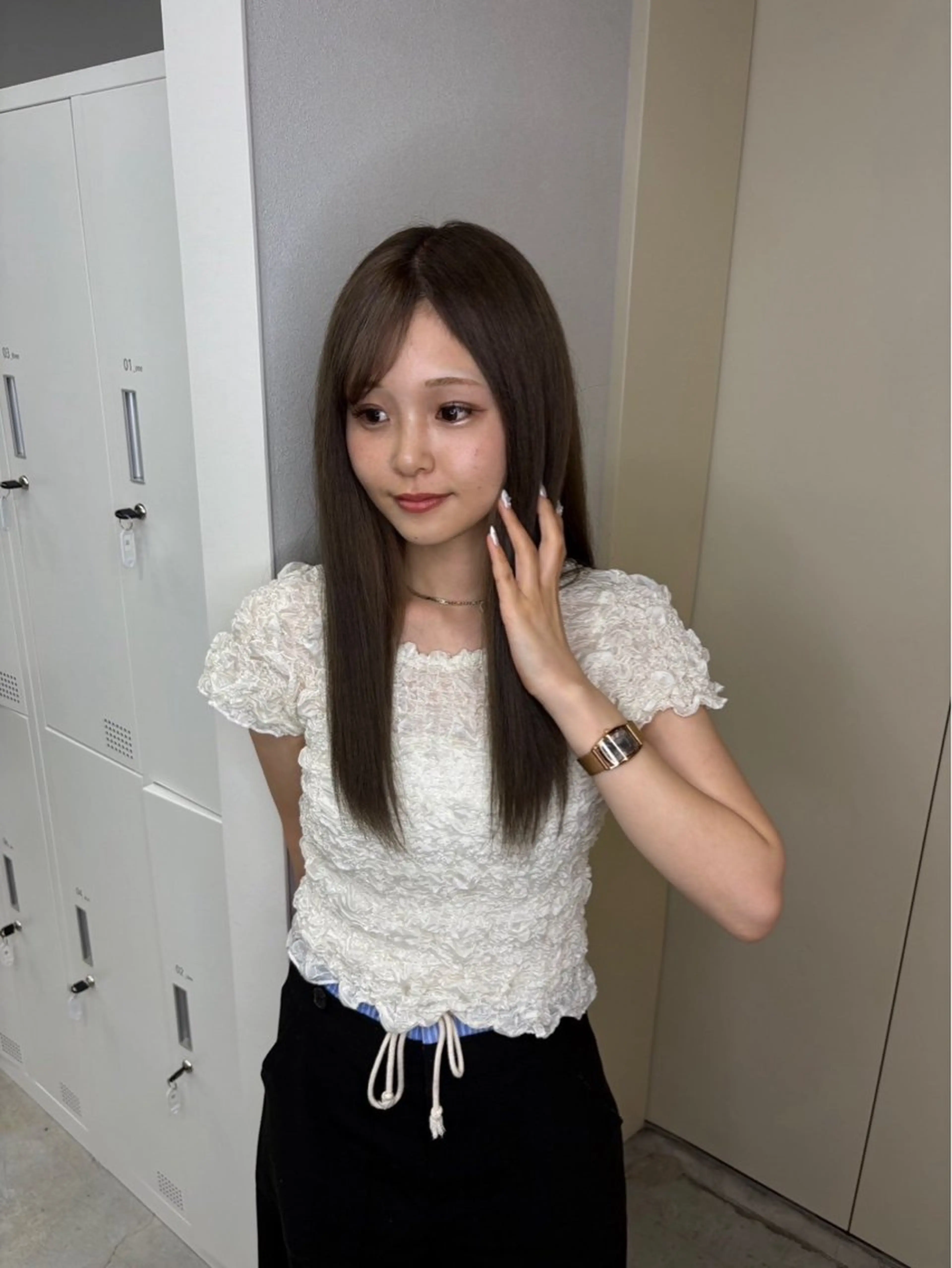 ロング カラー ヘアカラー noa 寒色系カラーブリーチのヘアスタイル