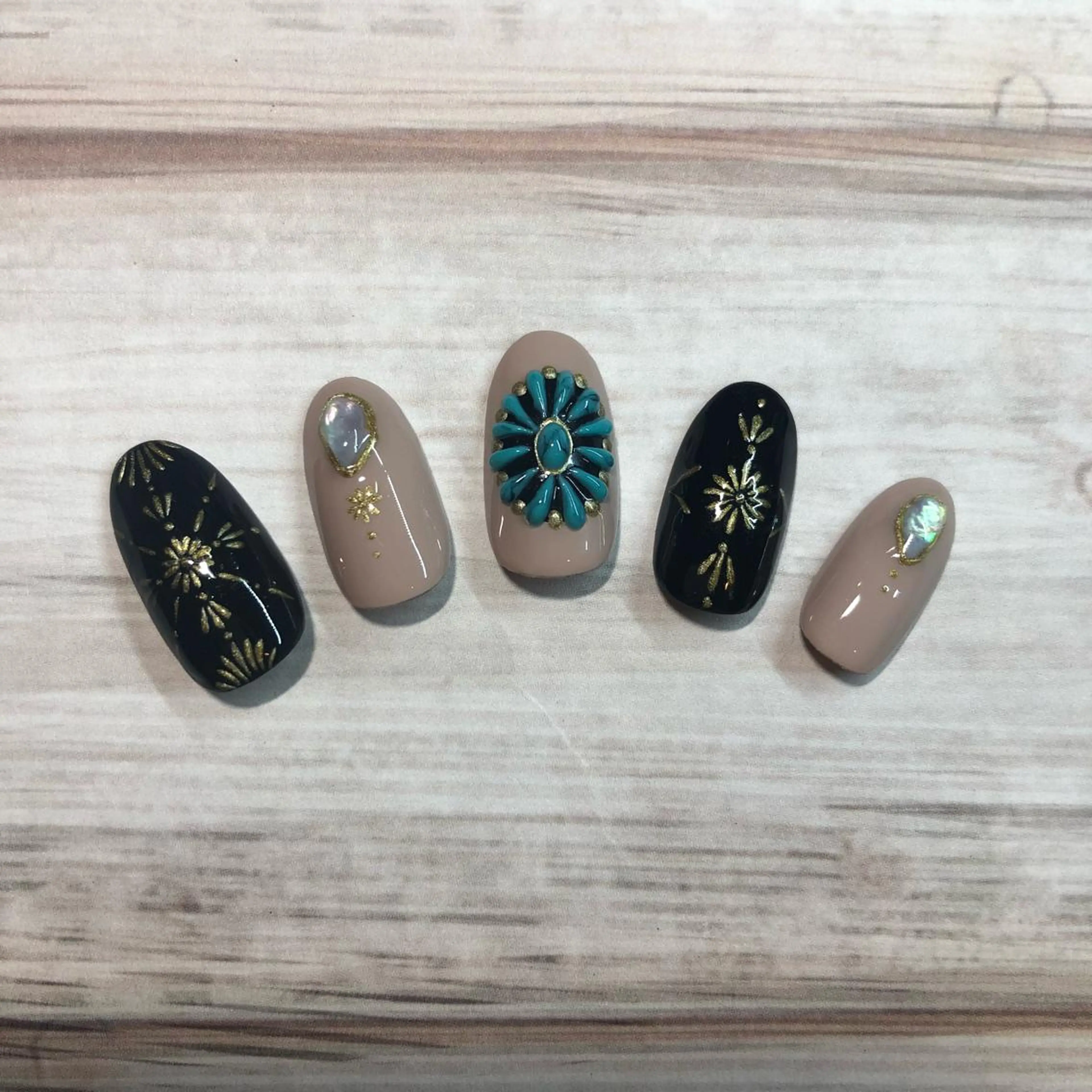 ネイル 木村 瑞希のネイルデザイン