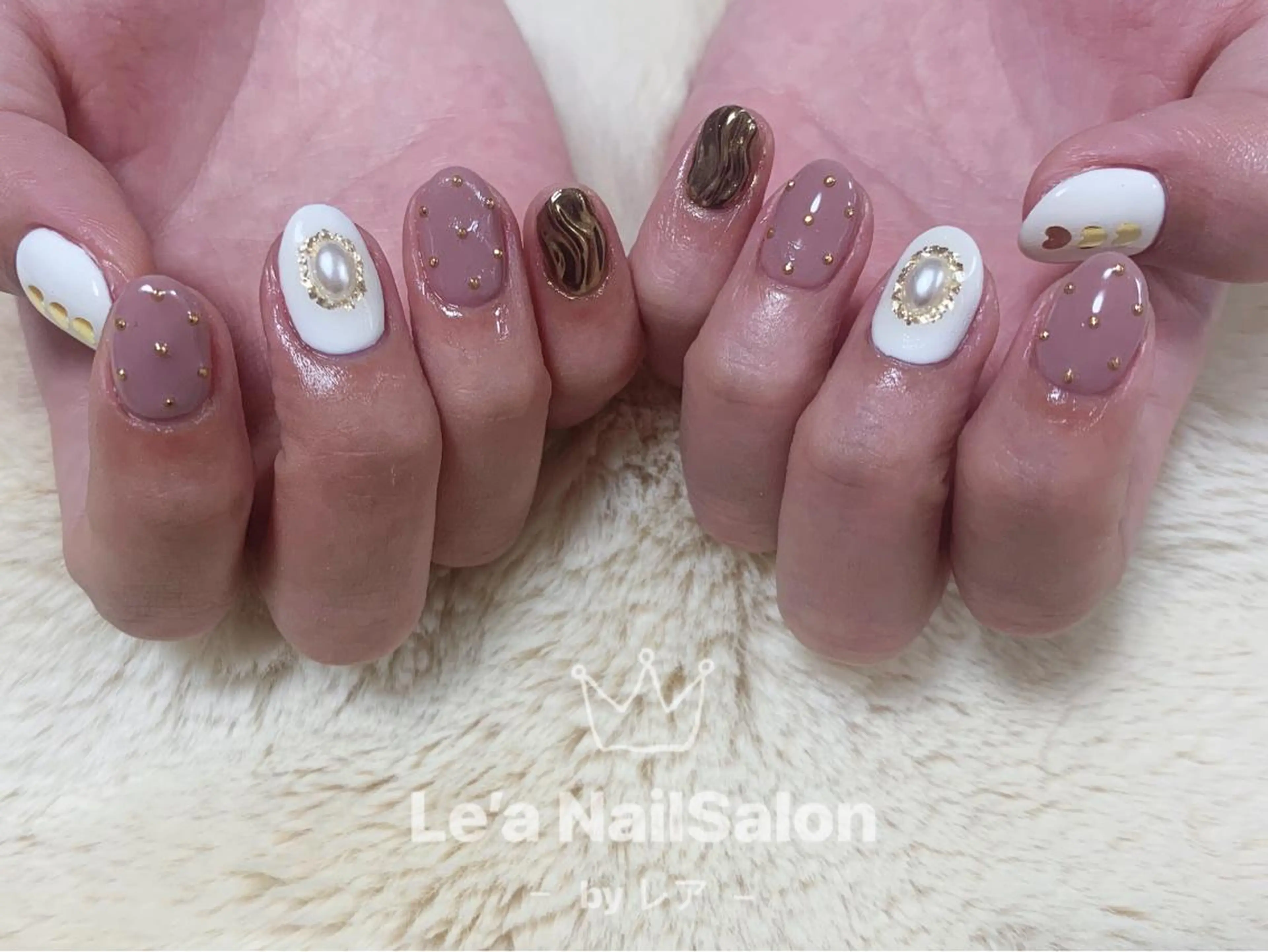ショート カラー ネイル Lea NAILsalon所属・Le’a NailSalonのネイルデザイン