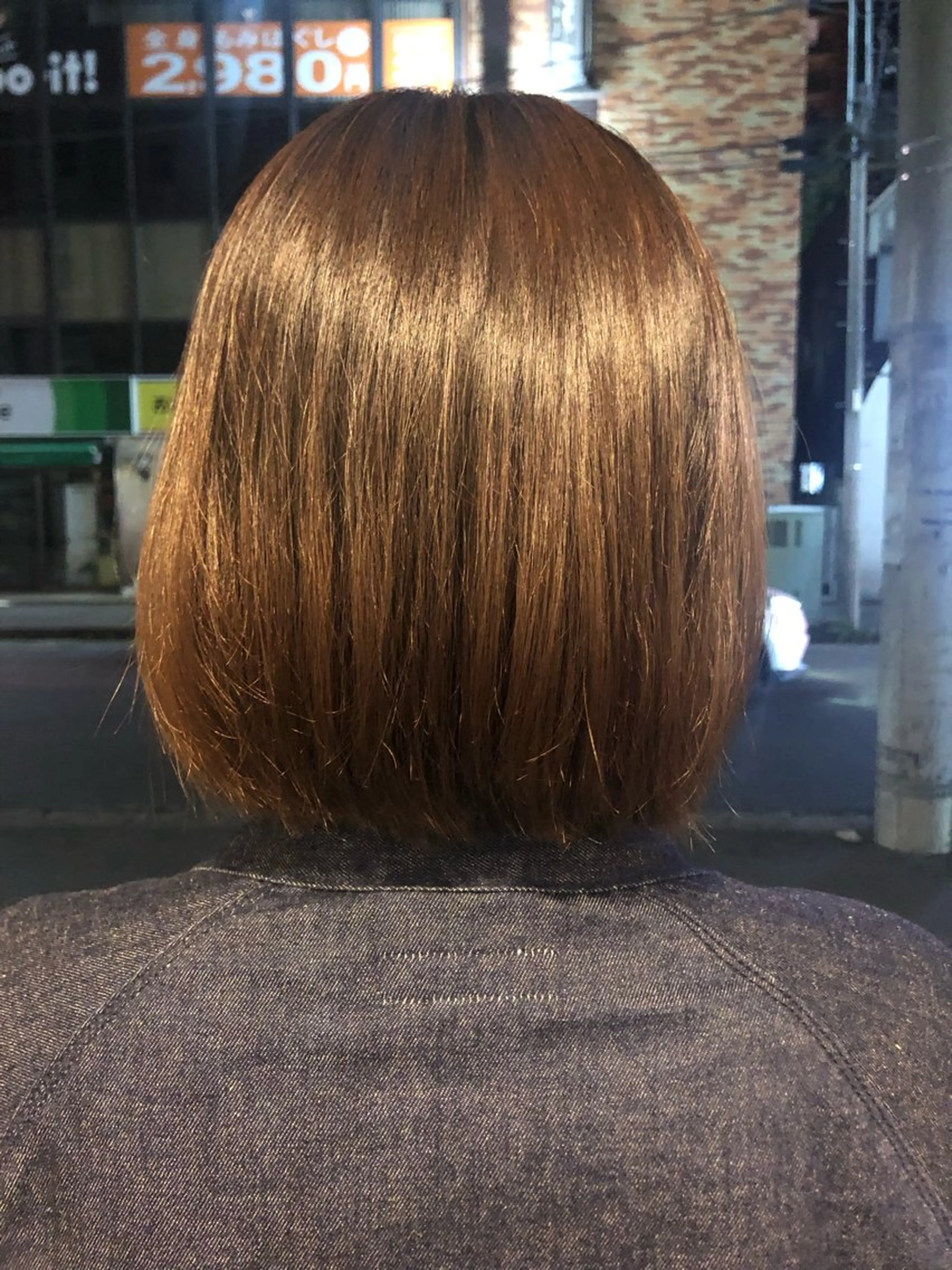 セミロング すざき ことみのヘアスタイル