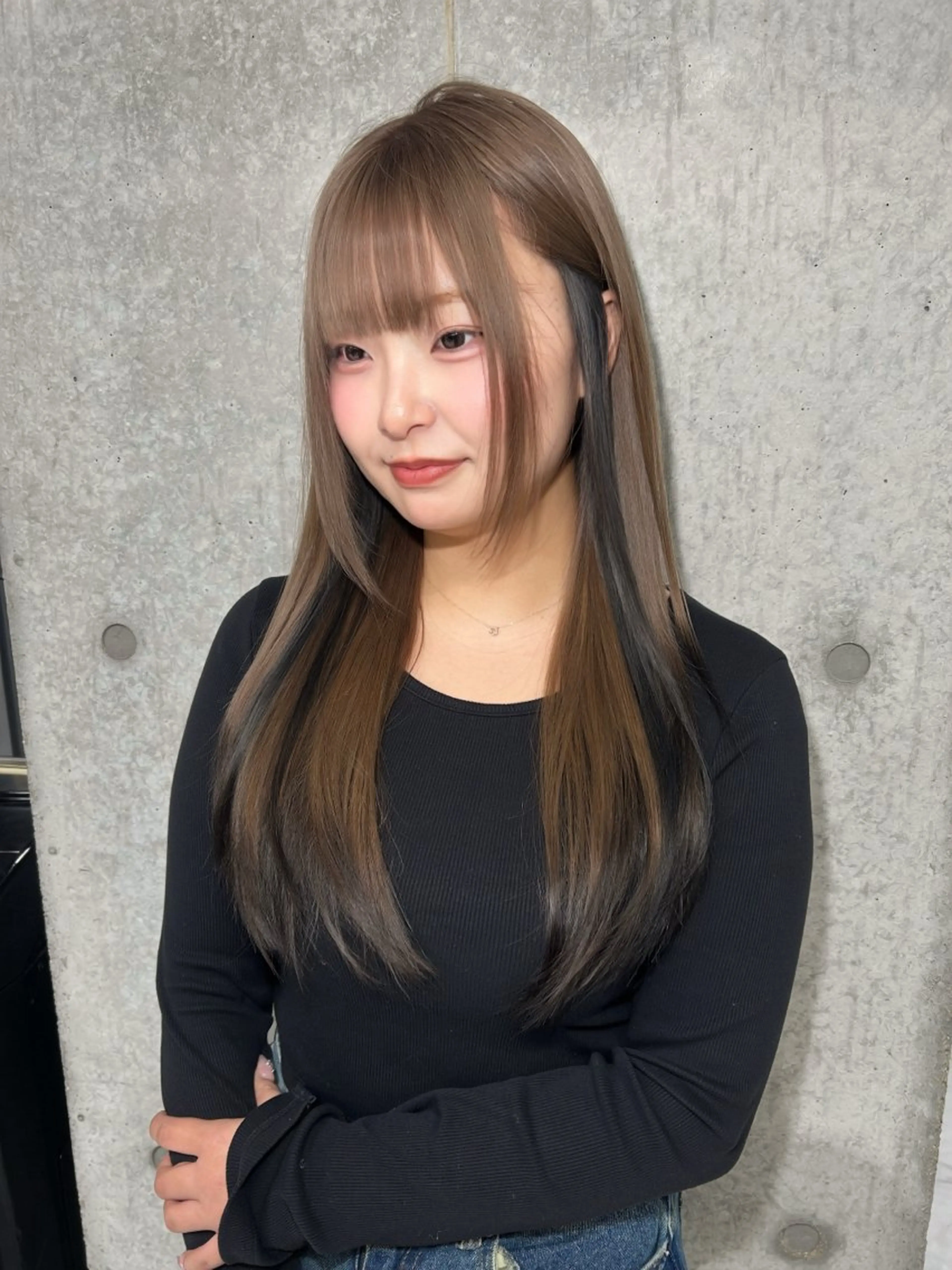 カラー イヤリングカラー ヘアカラー ️💜akari💜 ハイトーン/レイヤーのヘアスタイル