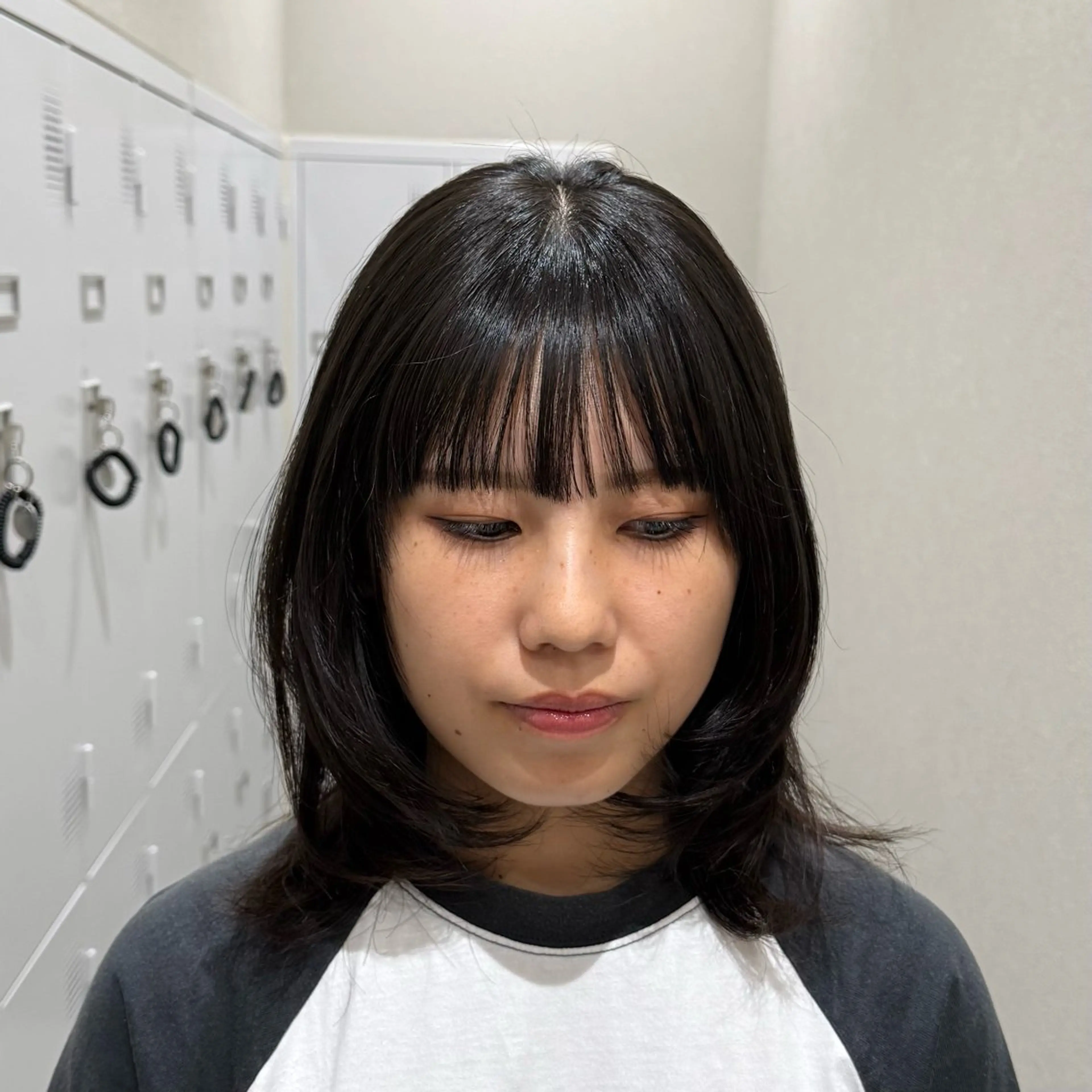 ミディアム カット トリートメント 韓国レイヤー｜ 透明感カラー｜ココナのヘアスタイル