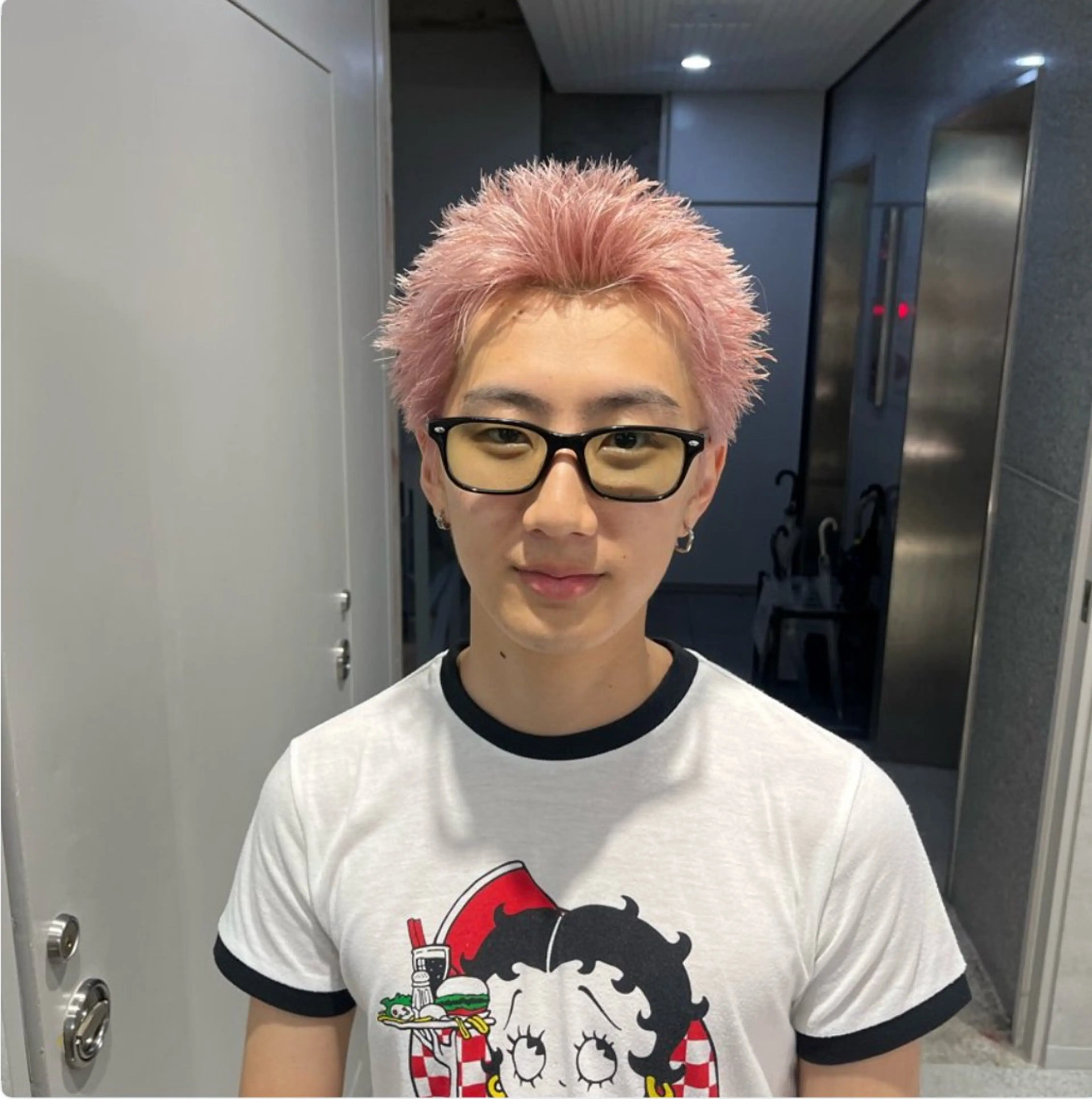 ショート カラー パーマ メンズ スパイキーショート ピンクカラー ショートヘア カット ヘアカラー 🔥メンズ 特化🔥菊水皐暉🔥のヘアスタイル