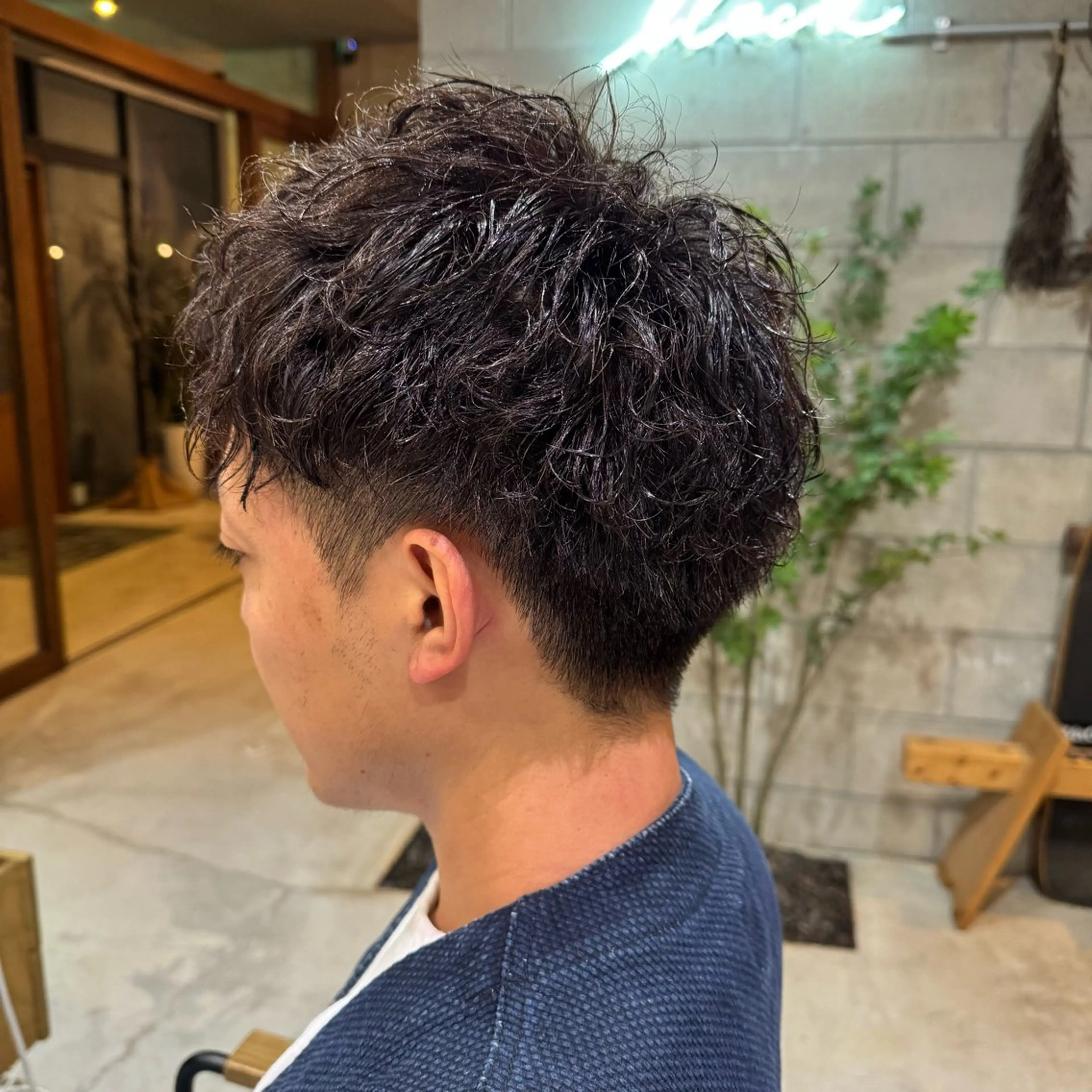 メンズ 刈り上げ カット パーマ カラー/ 髪質改善/新吾ありさのヘアスタイル