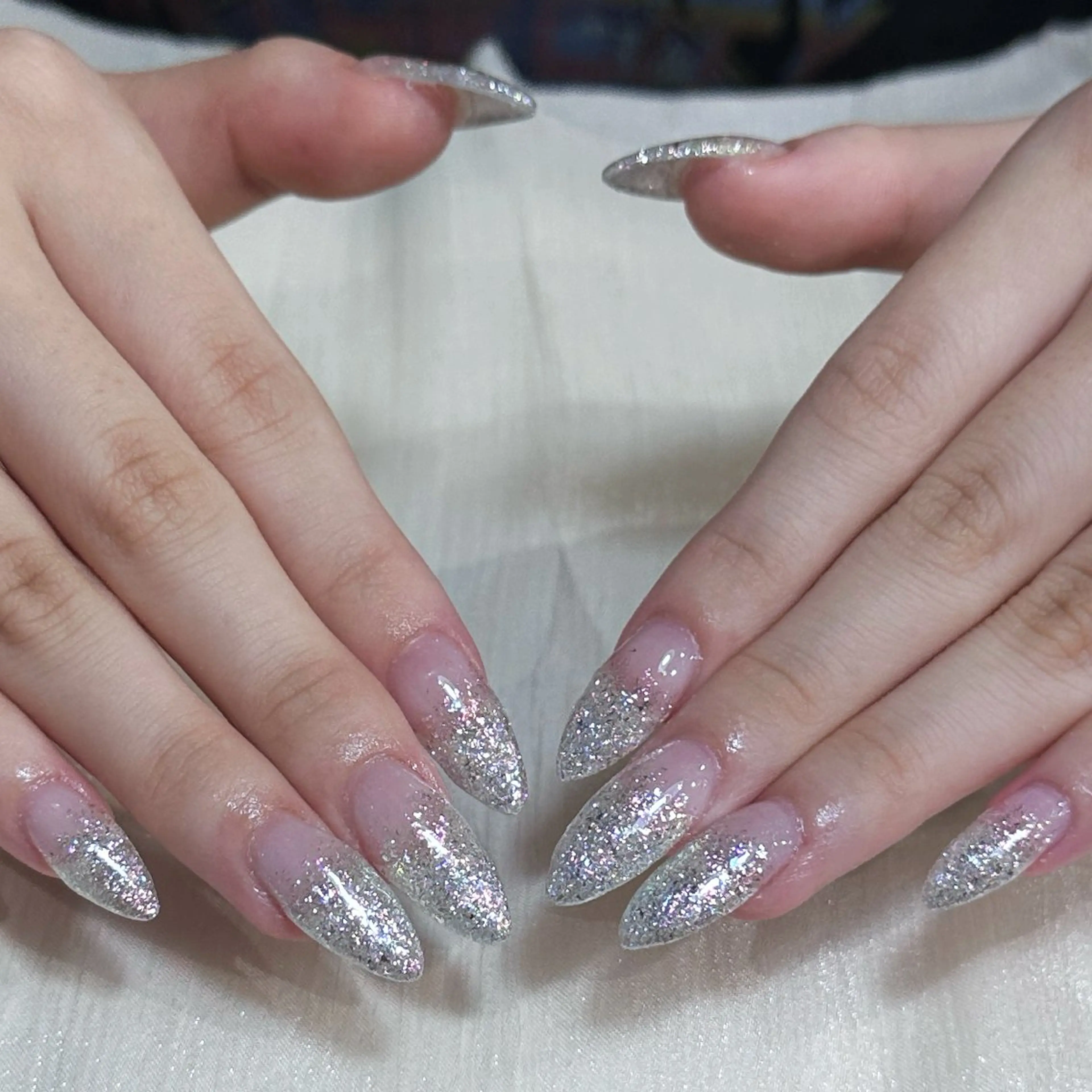 ネイル アートネイル オーロラネイル ガーリー キラキラネイル 韓国ネイル ハンドネイル ハンドケア DEMAIN- 🌸のネイルデザイン