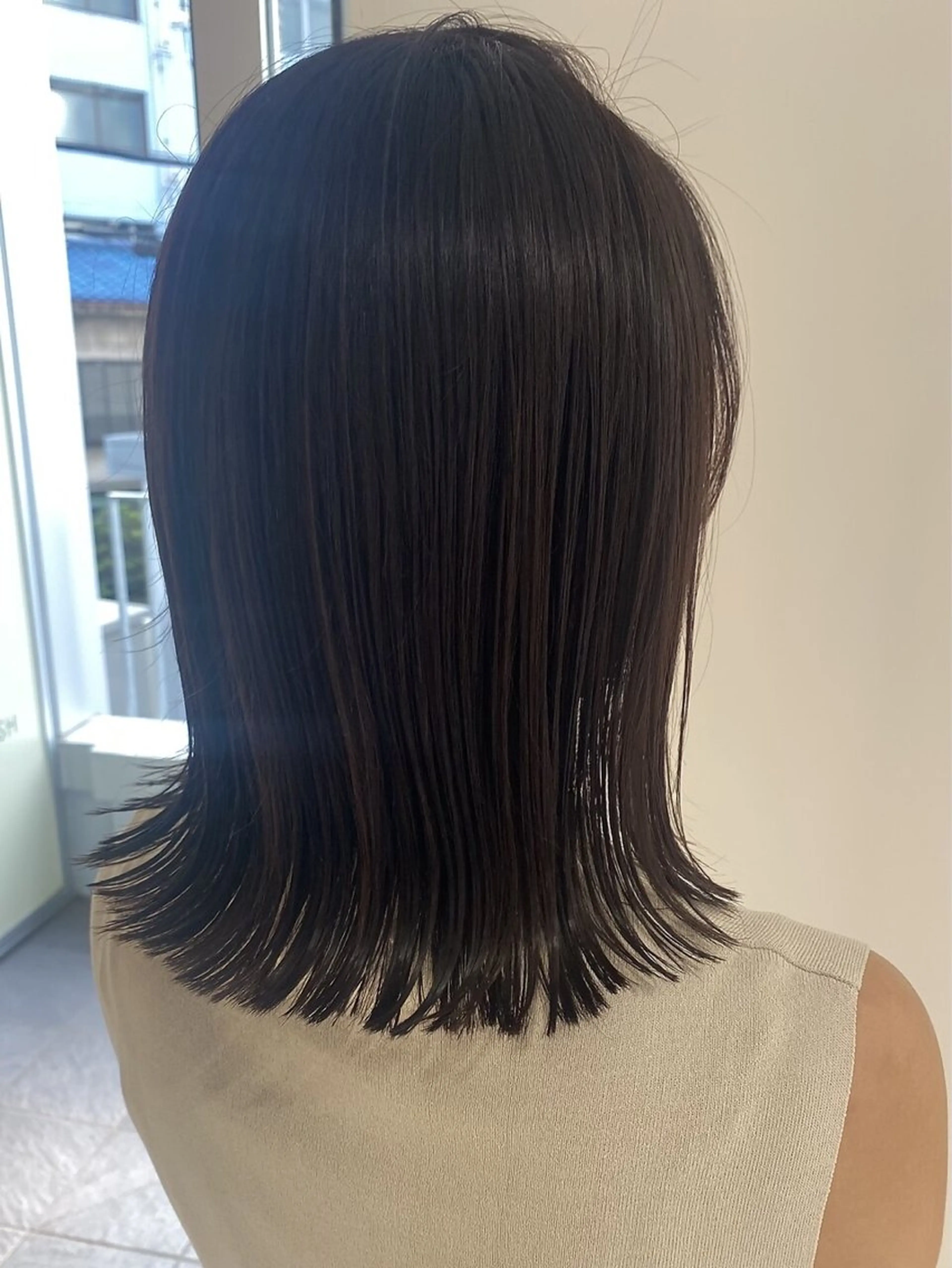 ミディアム カラー カット ヘアカラー トリートメント 鈴木弥月/大人ボブ× 透明感カラーのヘアスタイル