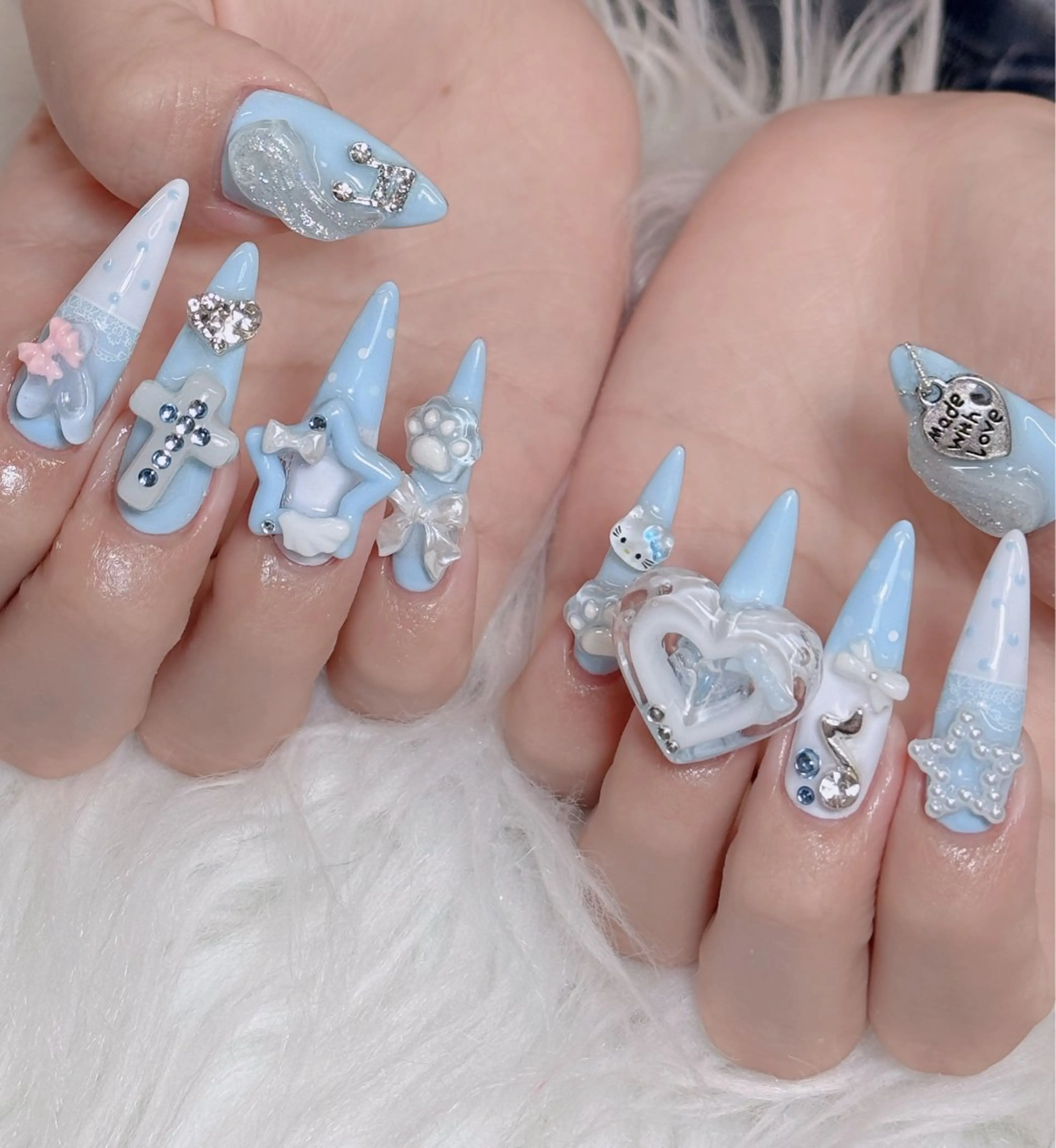 ネイル オーロラネイル チークネイル フットネイル フレンチネイル ハロウィン ハンドネイル Lumi Nail 新大久保3‘のネイルデザイン