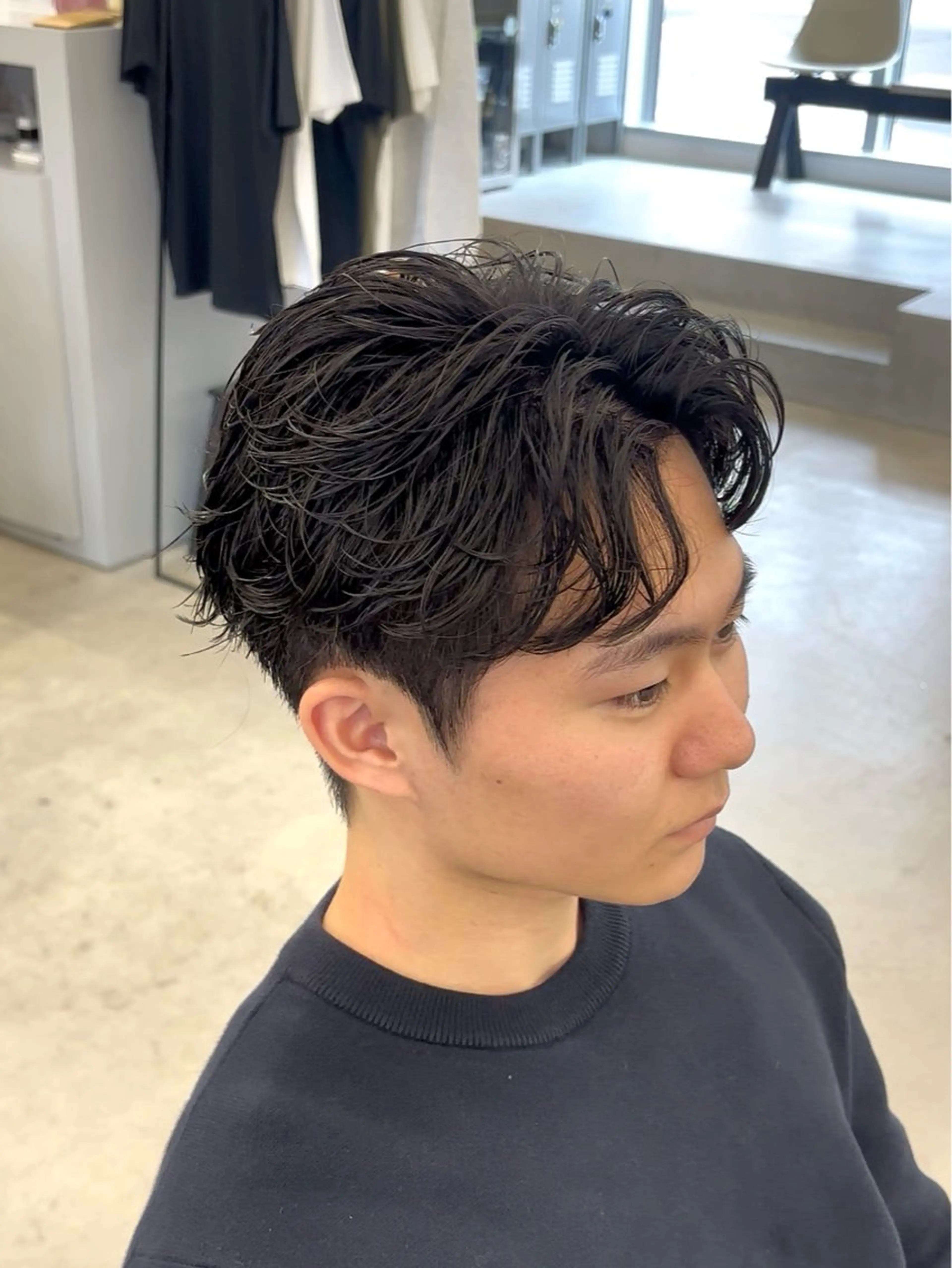 ショート パーマ メンズ フェザーパーマ メンズパーマ ニュアンスパーマ なりたひろと / フェザーパーマのヘアスタイル