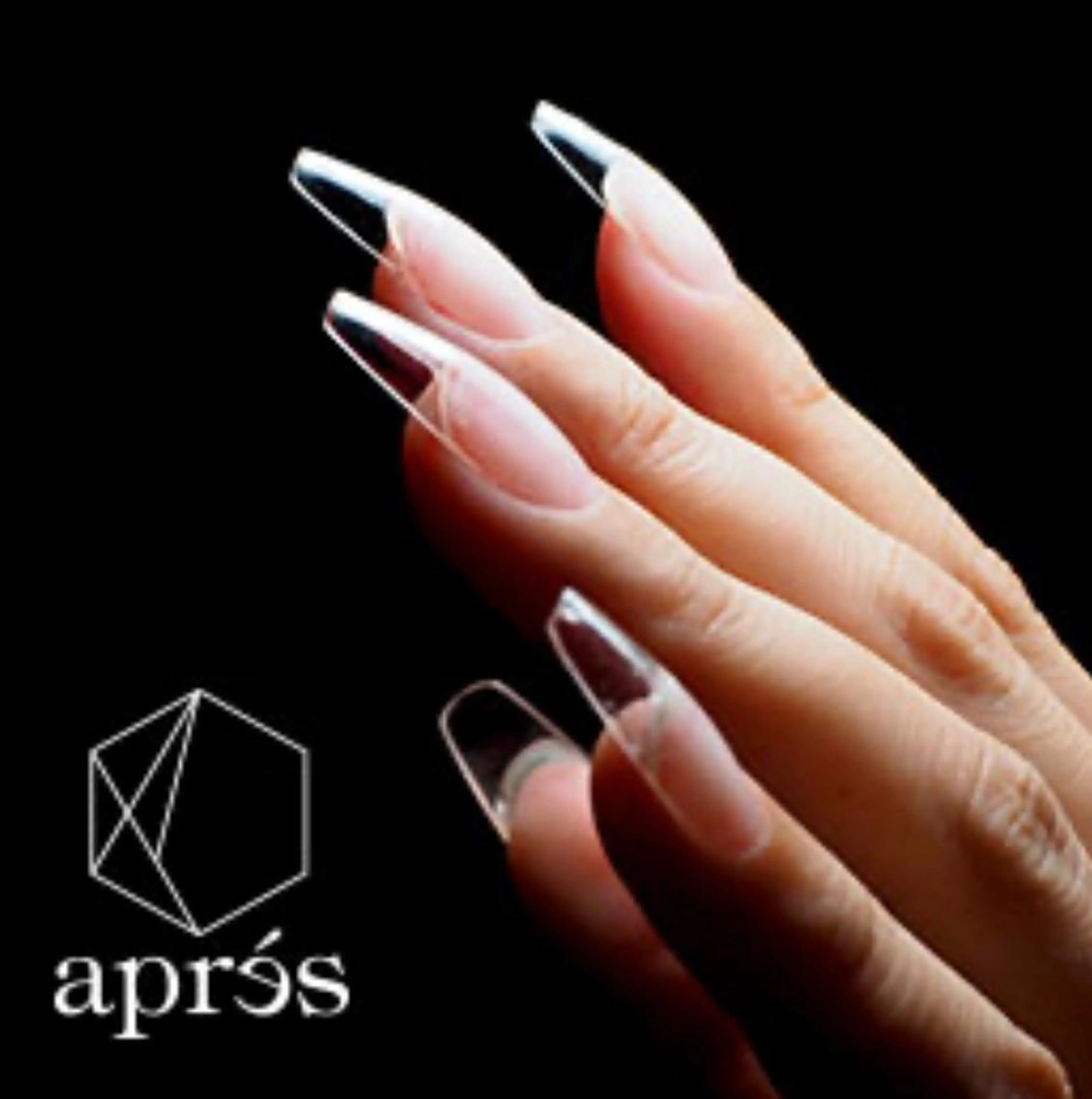 チップ長さだし(ショート)アプレGEL-Xを使用1本(3-5mm)の写真