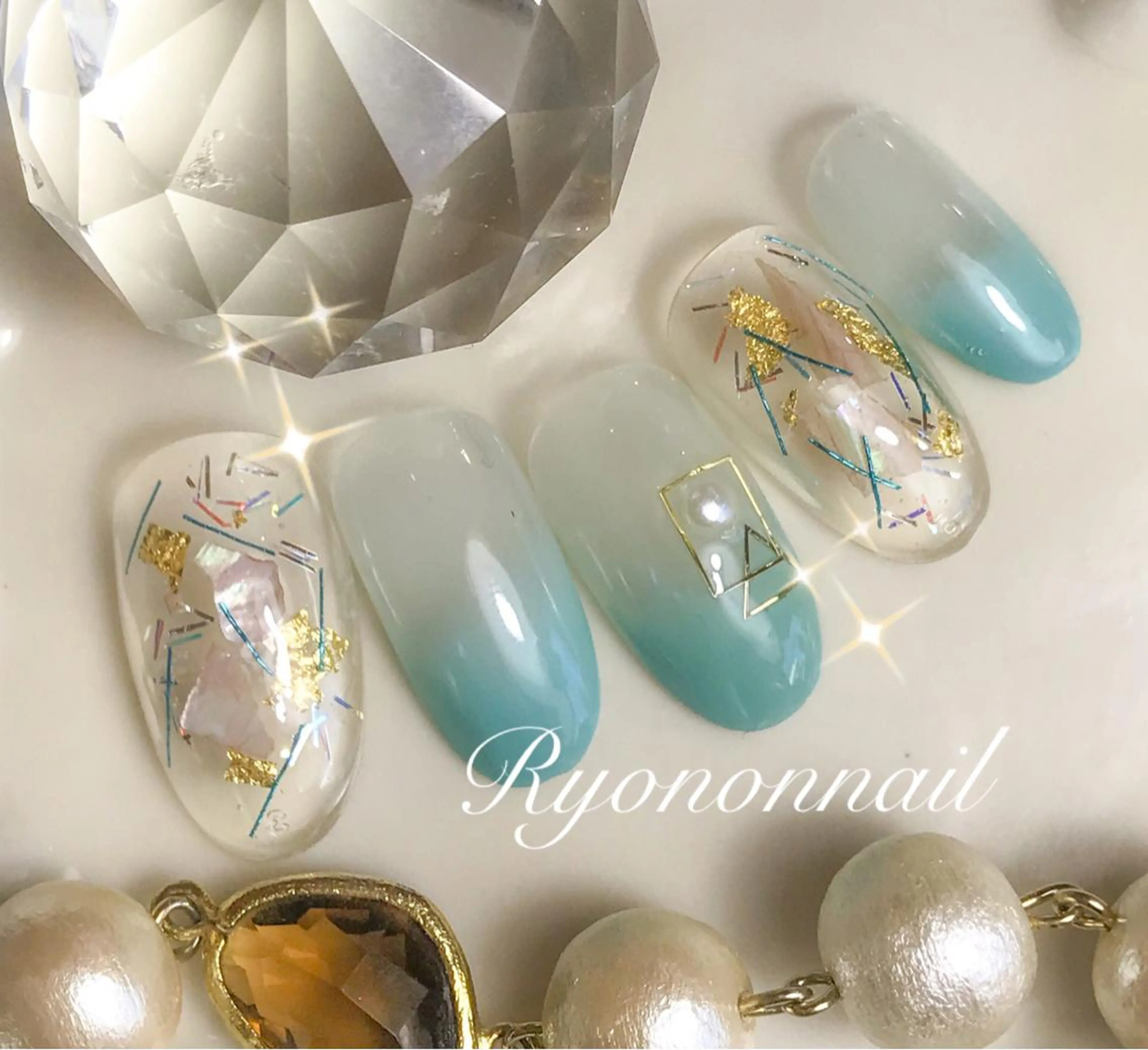 ネイル Ryononnail(リョノンネイル)所属・Ryononnail 上谷典子のネイルデザイン