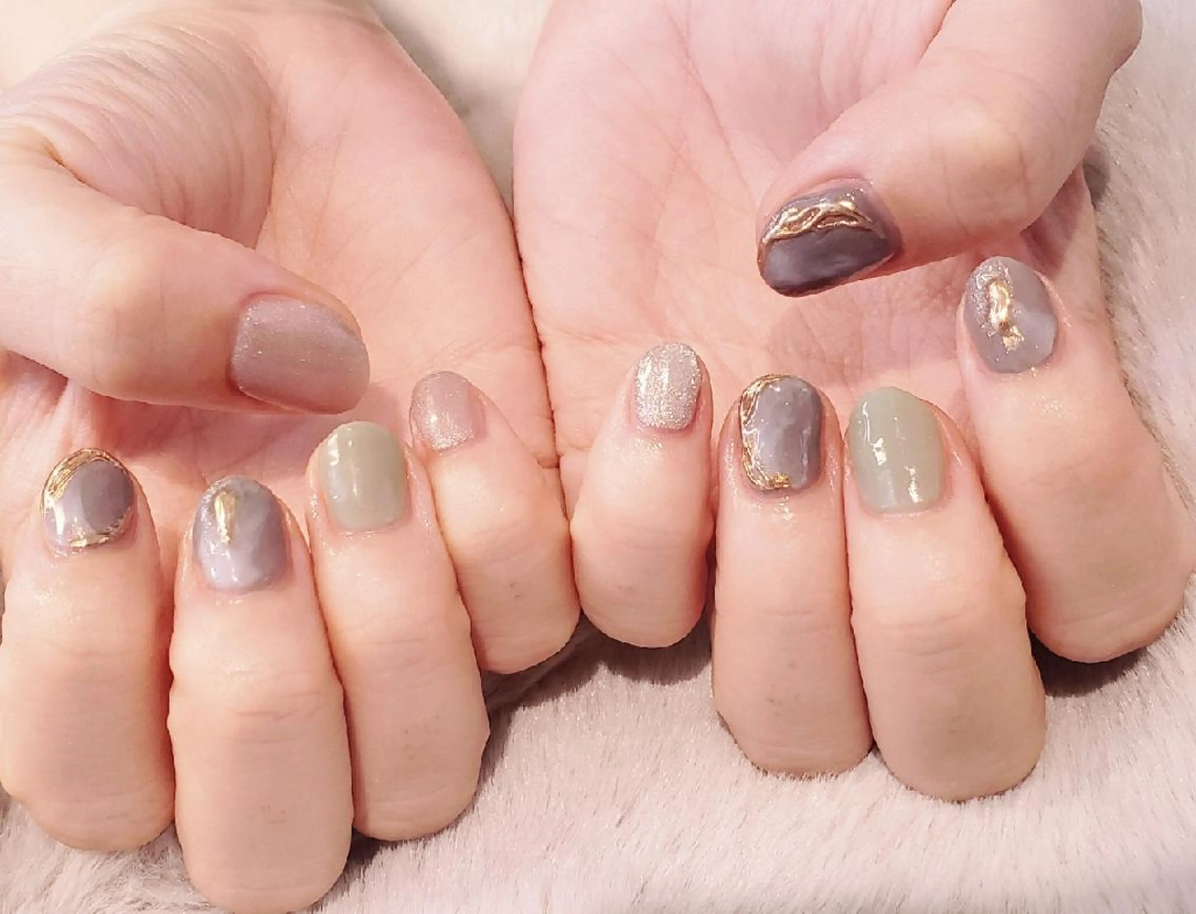 ネイル ニュアンスネイル 櫛の屋浜口店所属・櫛の屋浜口店 sumireのネイルデザイン