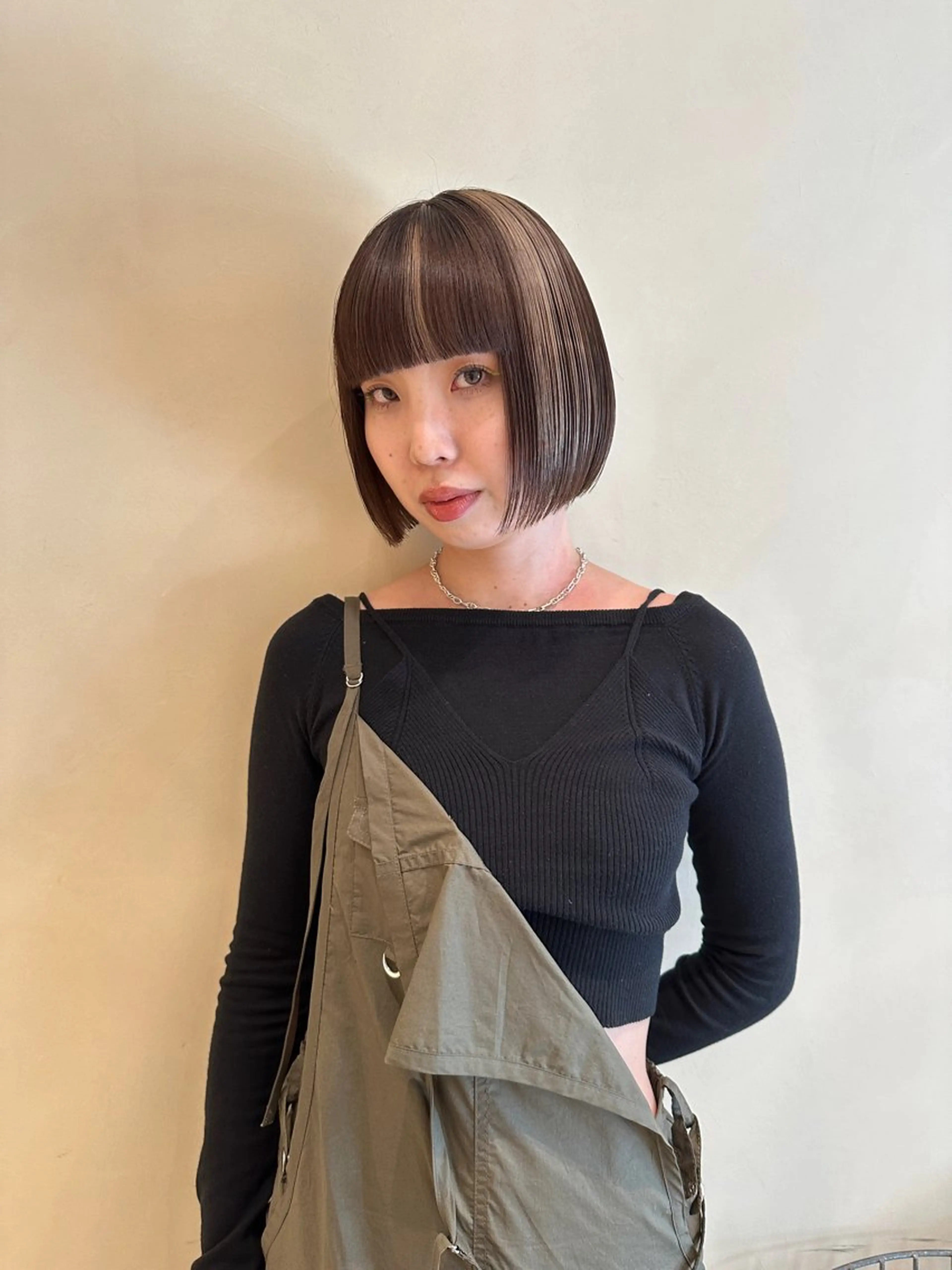 ショート カラー ボブ SALOWIN  梅田茶屋町店所属・梅田/ベージュカラー /ブリーチカラーのヘアスタイル