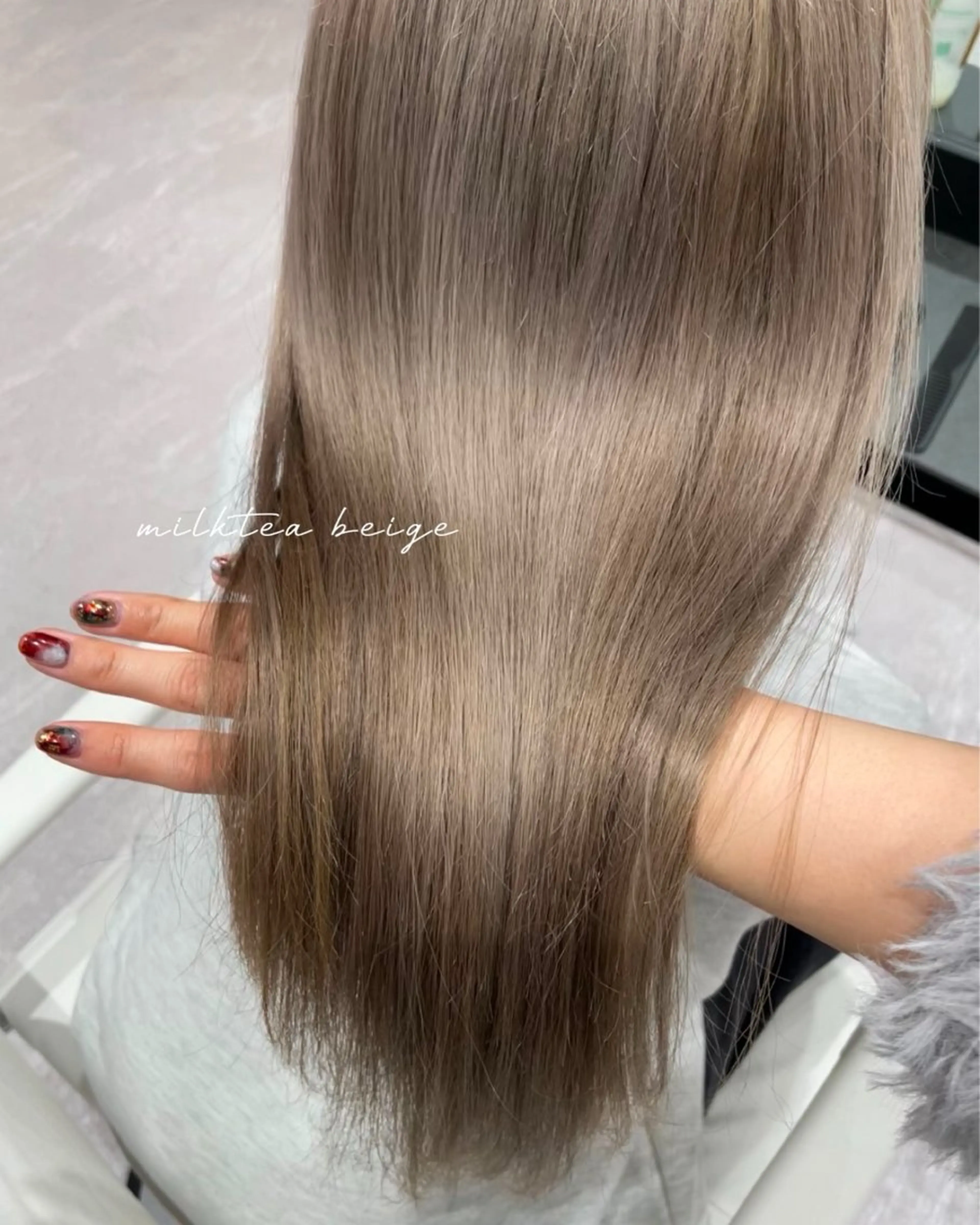 ロング カラー ハイトーン/アレンジ hikaru🐰💕のヘアスタイル