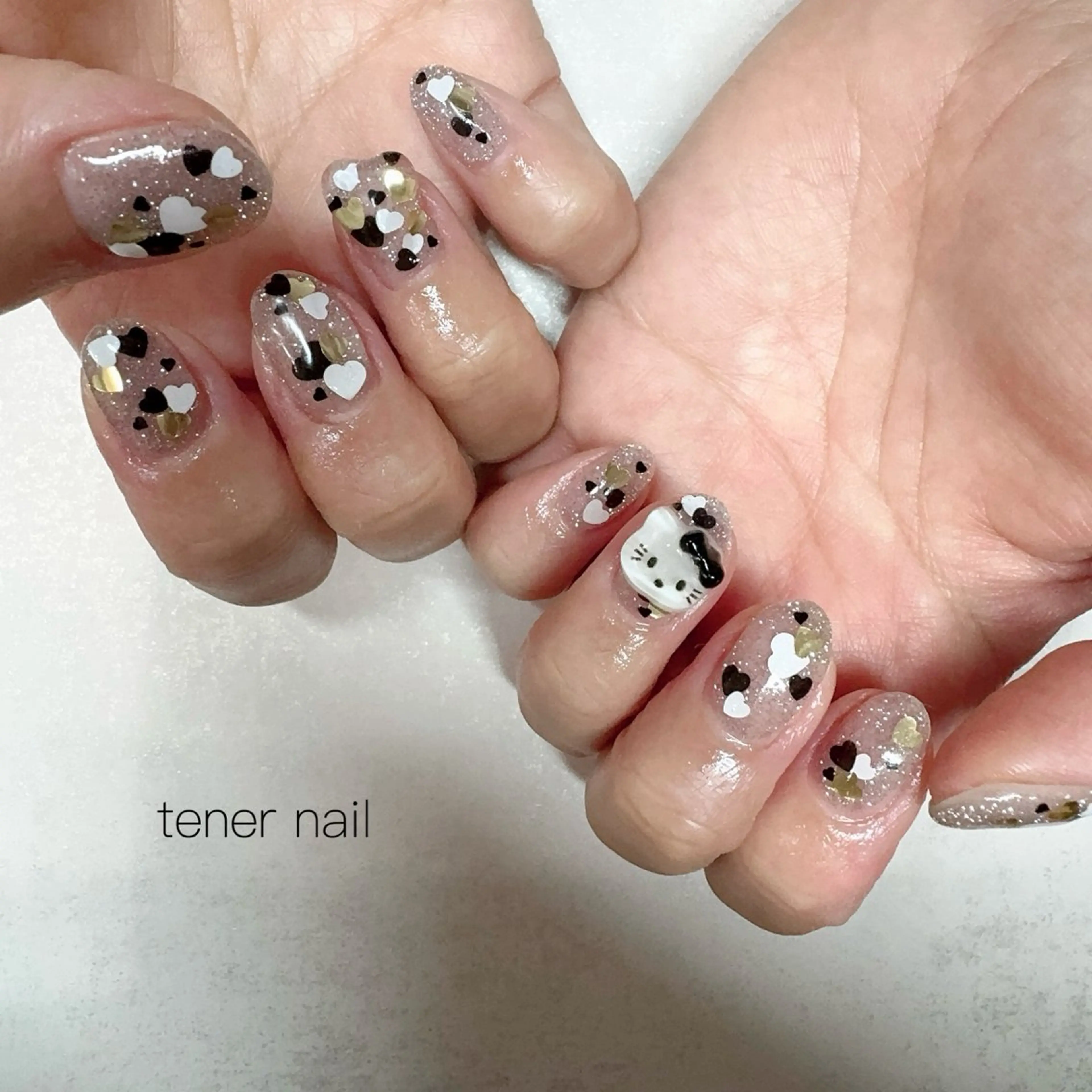 ネイル ハート ホログラムネイル ハンドネイル tener  nail  テネルネイル所属・テネルネイル tener nailのネイルデザイン