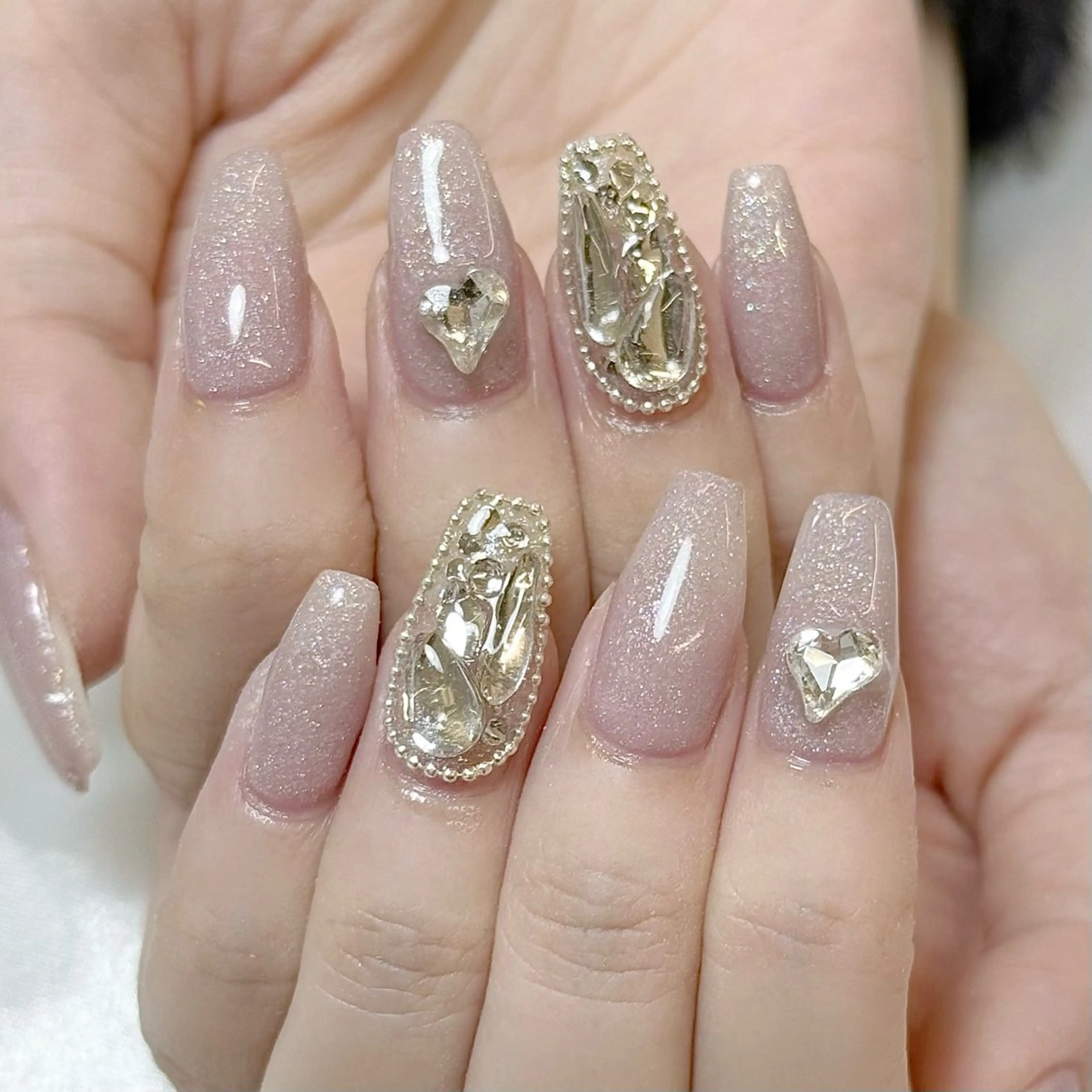 ネイル オーロラネイル ブルー フラッシュネイル フットネイル フレンチネイル ハンドネイル fein. miku🎀🍼のネイルデザイン