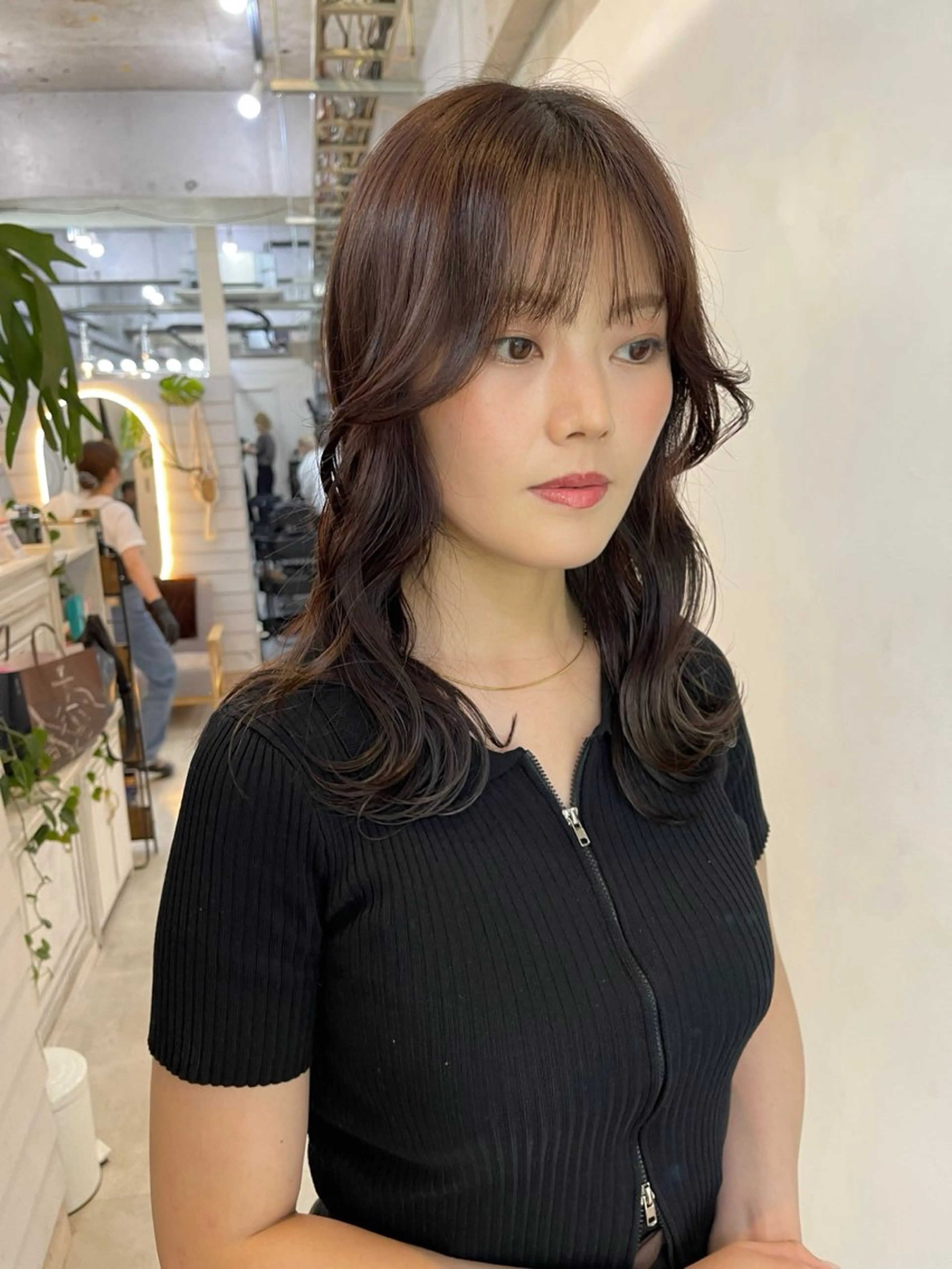 セミロング カラー ブリーチ ケアブリーチ デザインカラー ダブルカラー イヤリングカラー TATSUブリーチ/ ミルクティーベージュのヘアスタイル