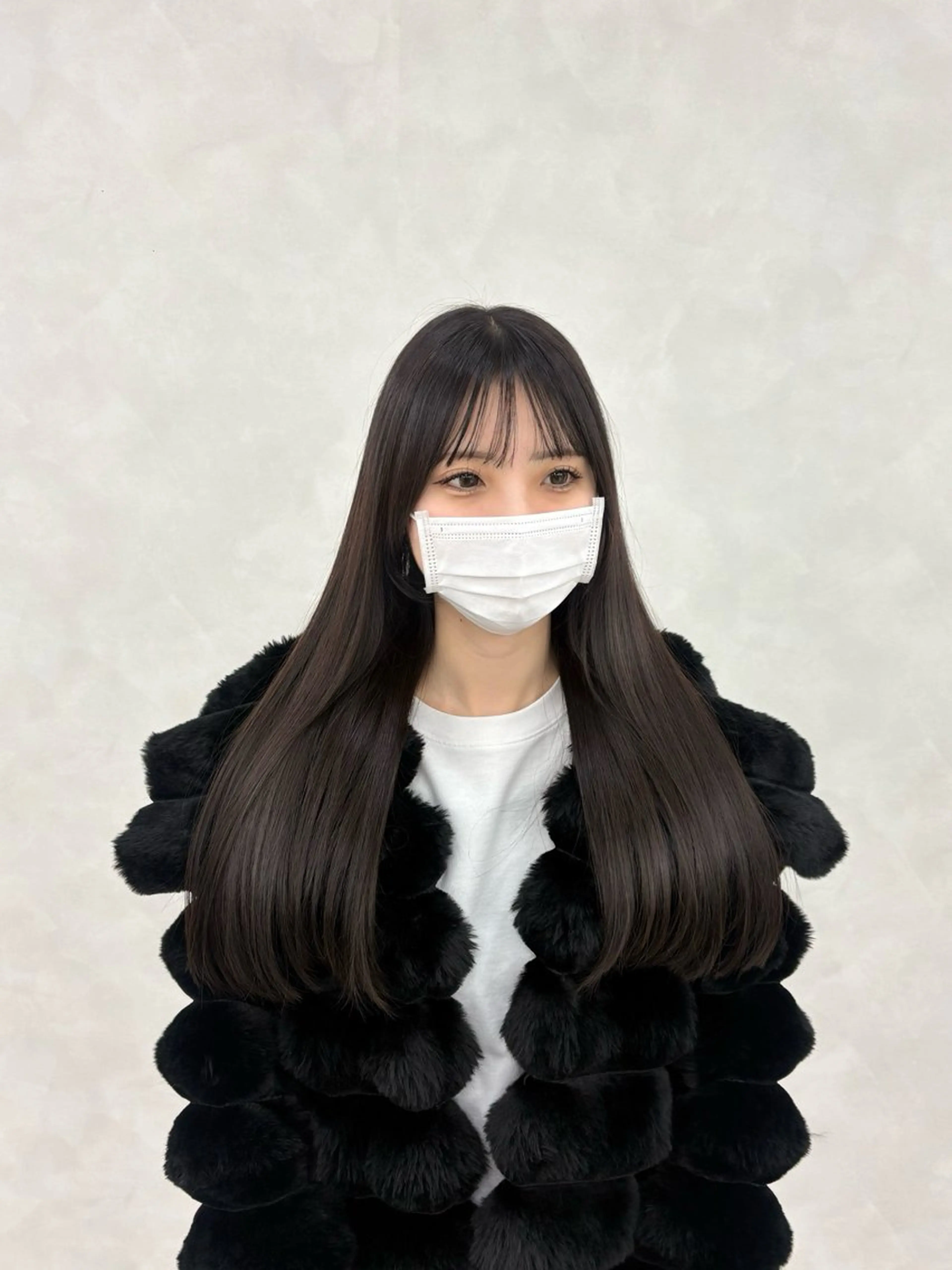 ロング カット ヘアカラー アイナ🤍レイヤー カット/透明感ヘアのヘアスタイル