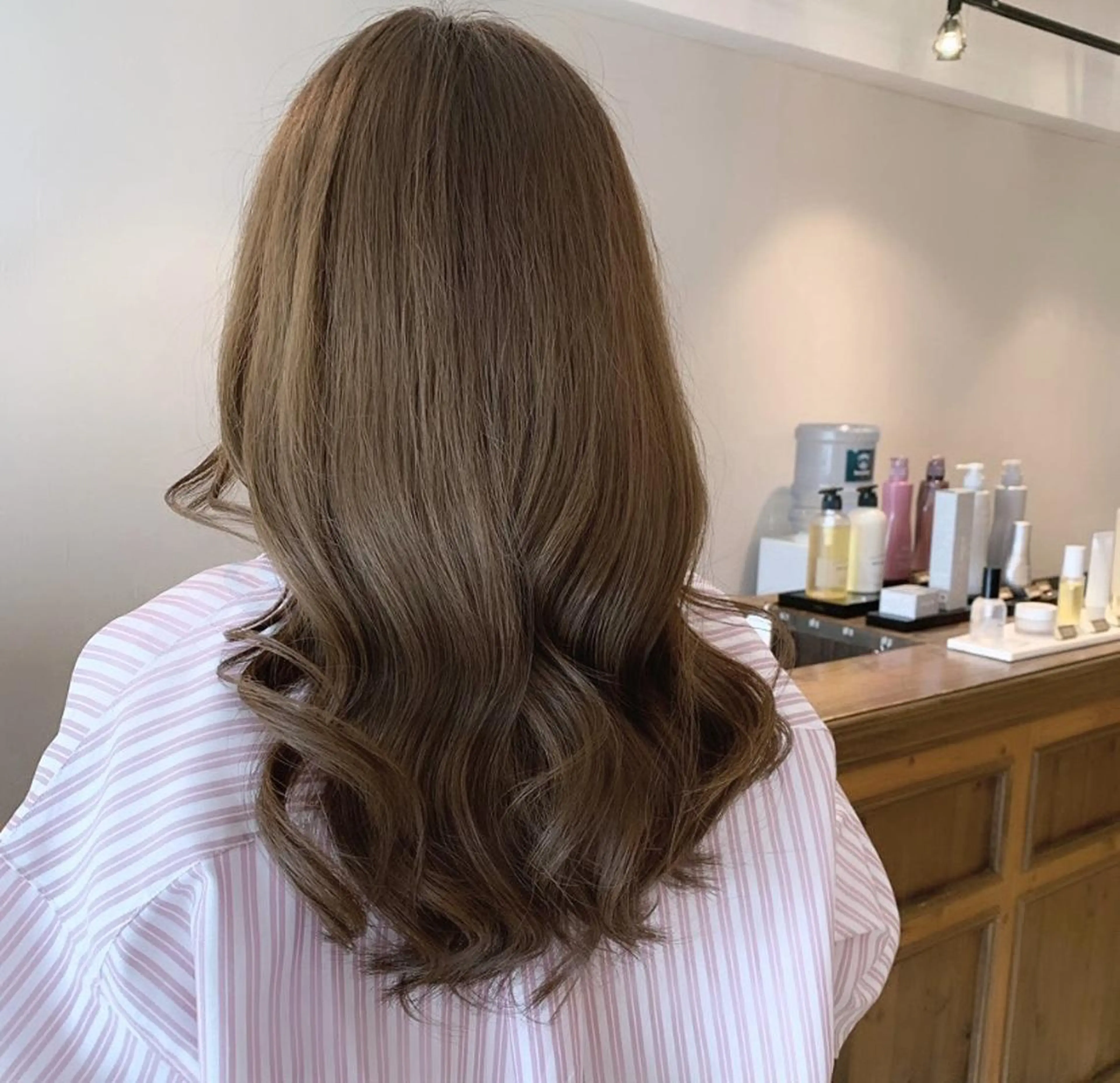 ロング カラー 透明感/オリーブ/ グレージュ/YUKAのヘアスタイル