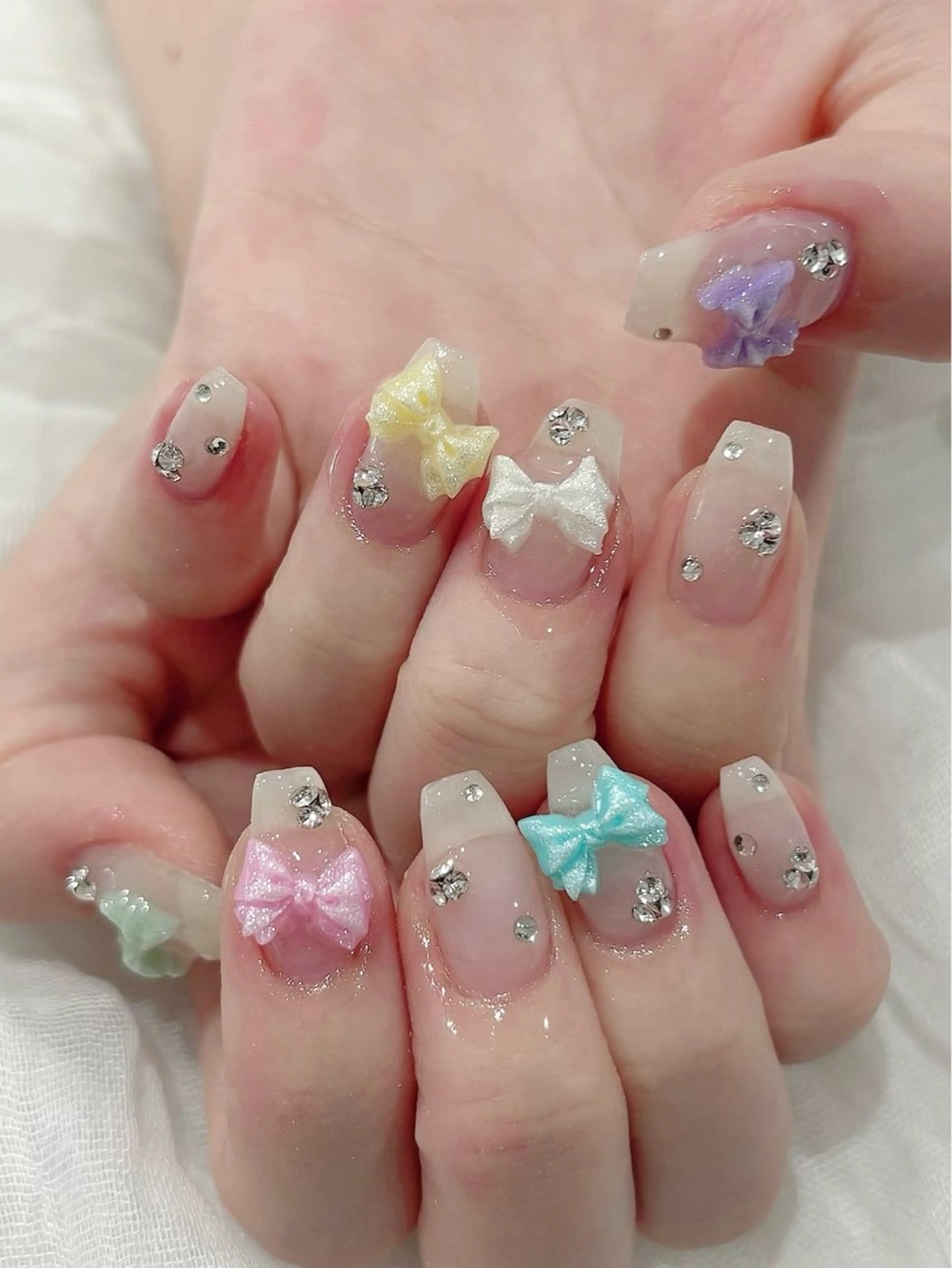 ネイル Zir nail 津田沼店所属・☁️ ゆい 🧸💛のネイルデザイン