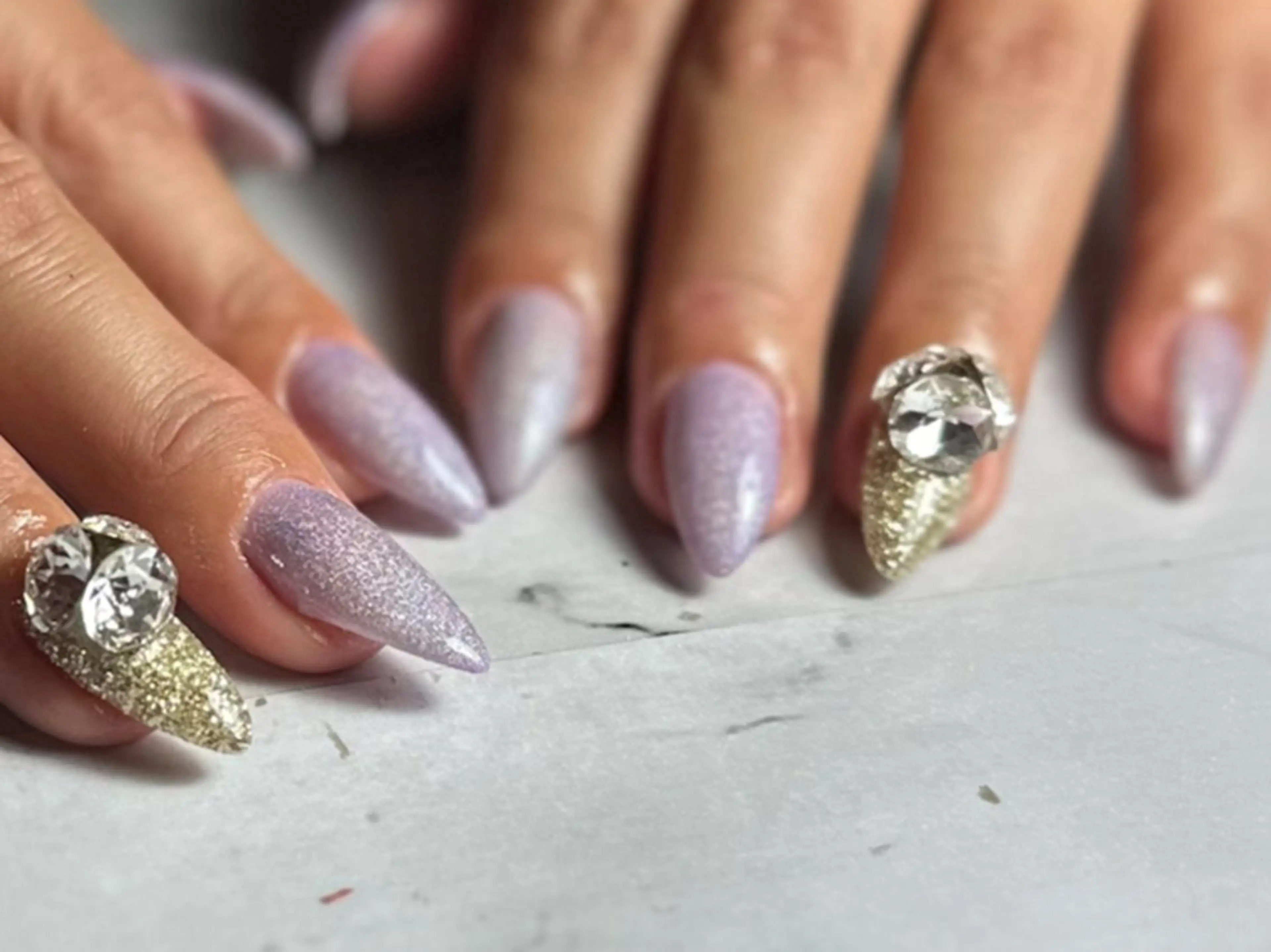 ネイル 新山 聖のネイルデザイン