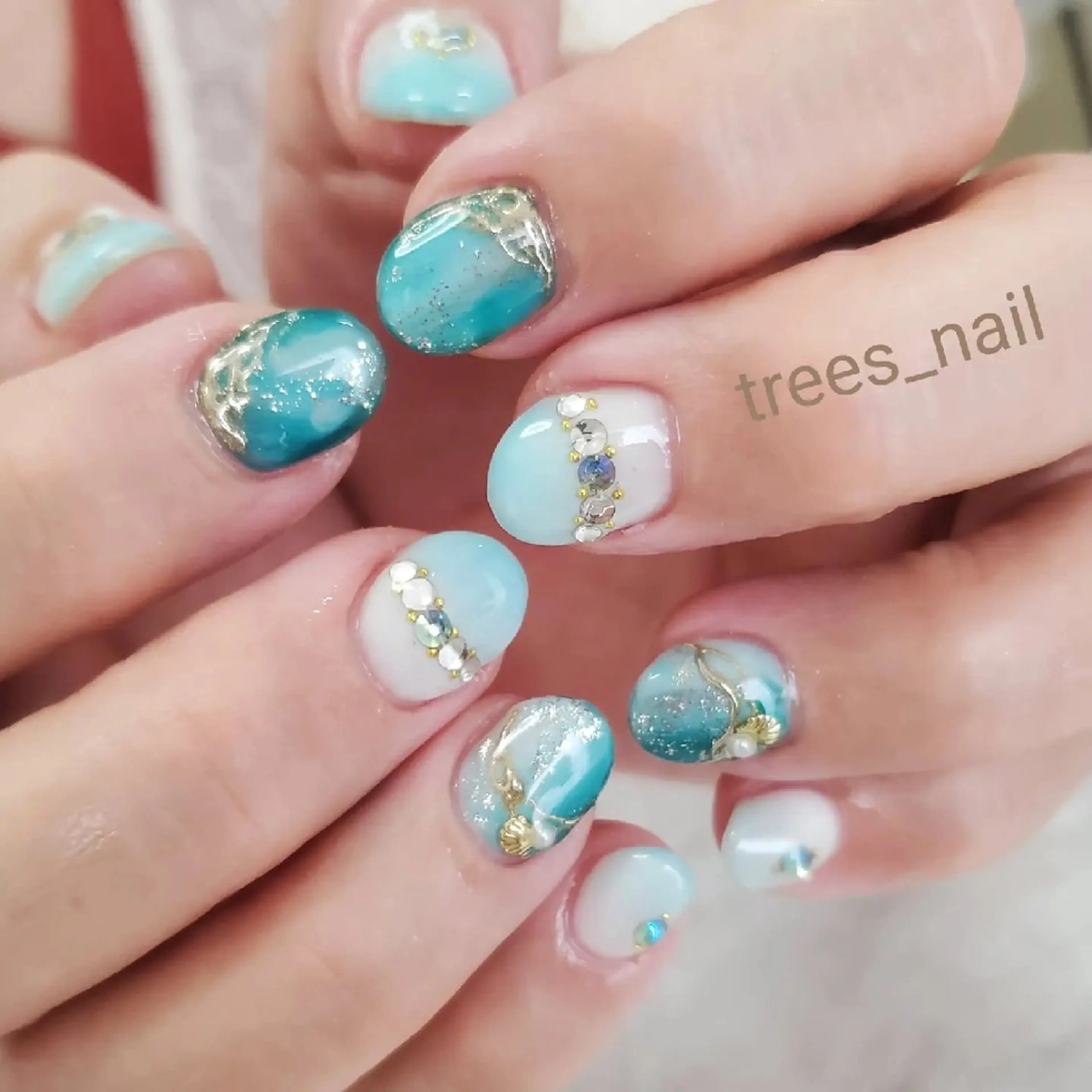 ネイル trees_ nailのネイルデザイン