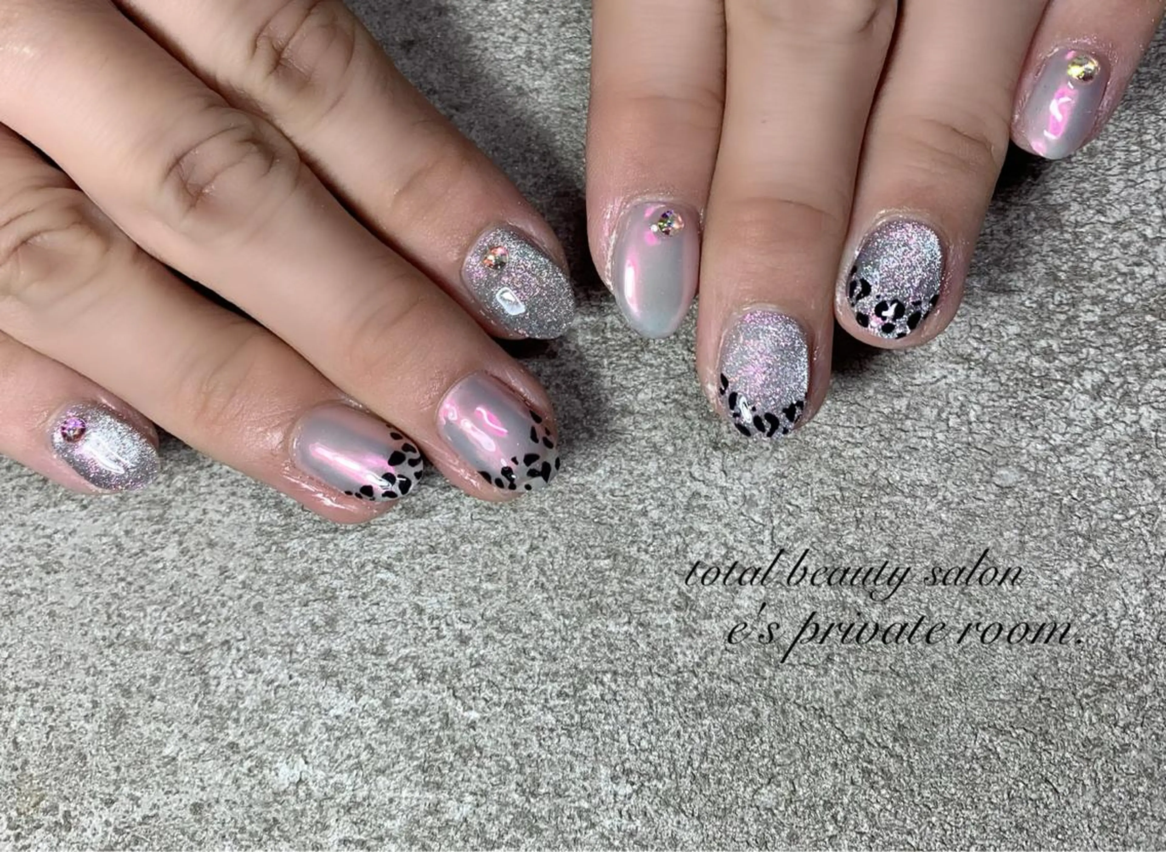 ネイル LAVISH nail salonのネイルデザイン