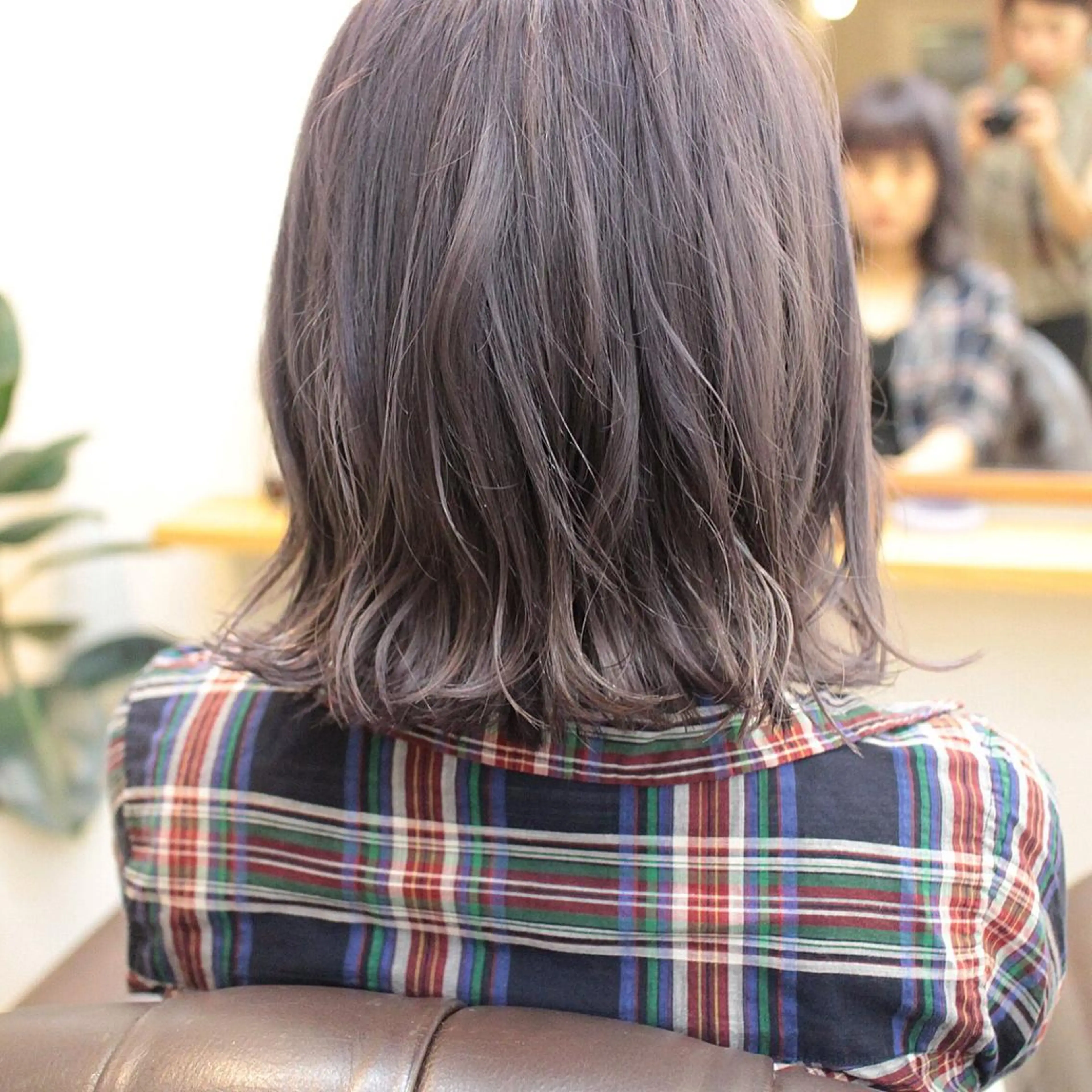 カラー ブリーチ Click所属・クニモトハルナ ボブ/柔らかカラーのヘアスタイル