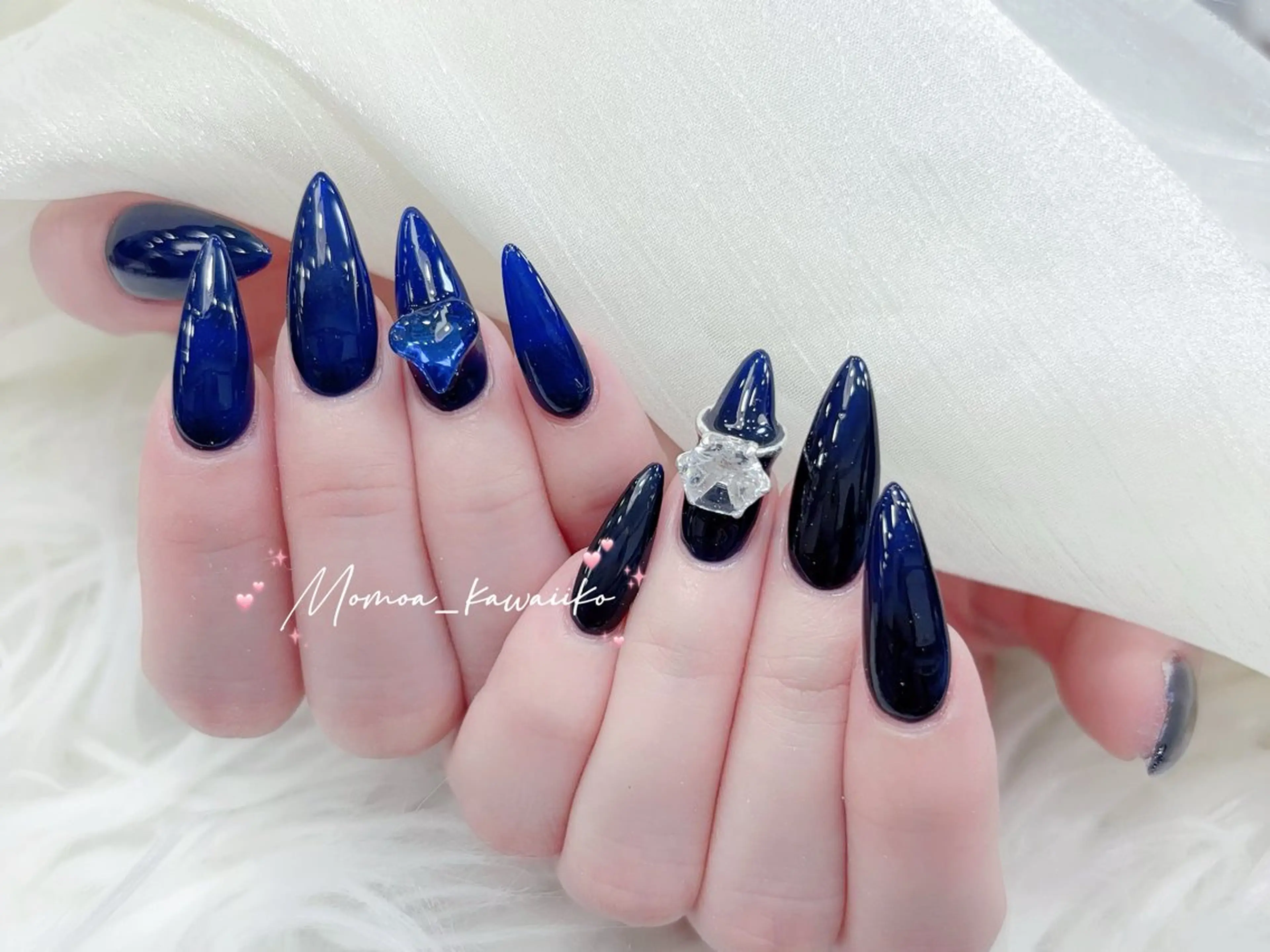 ネイル 成人式 マグネットネイル 大理石ネイル(マーブル) リボン 夏ネイル ハンドネイル MoMoA Nail ネイル長さ出し専門店のネイルデザイン