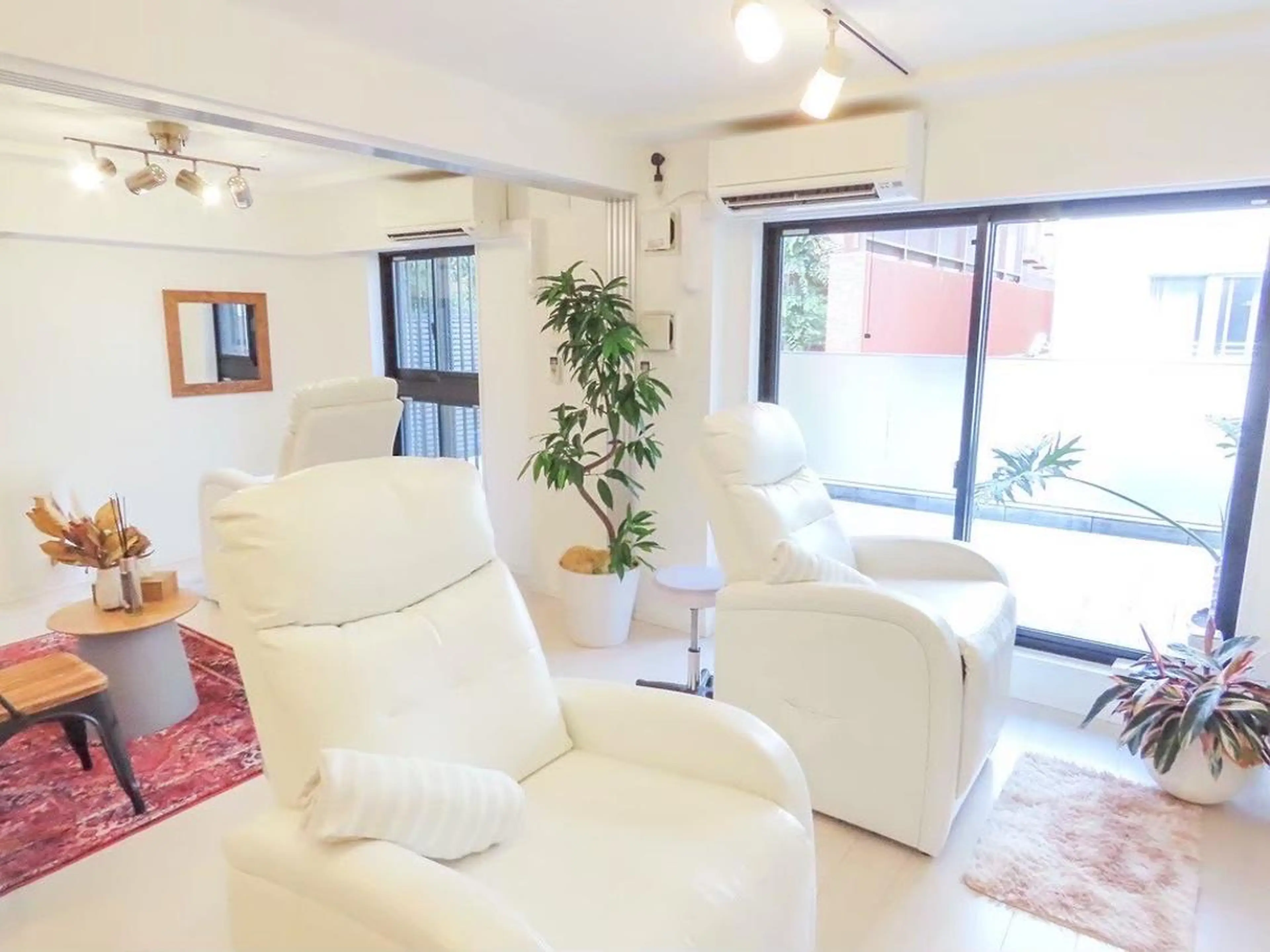 アイブロウ KOKUA/ REIGAの眉毛・アイブロウイメージ