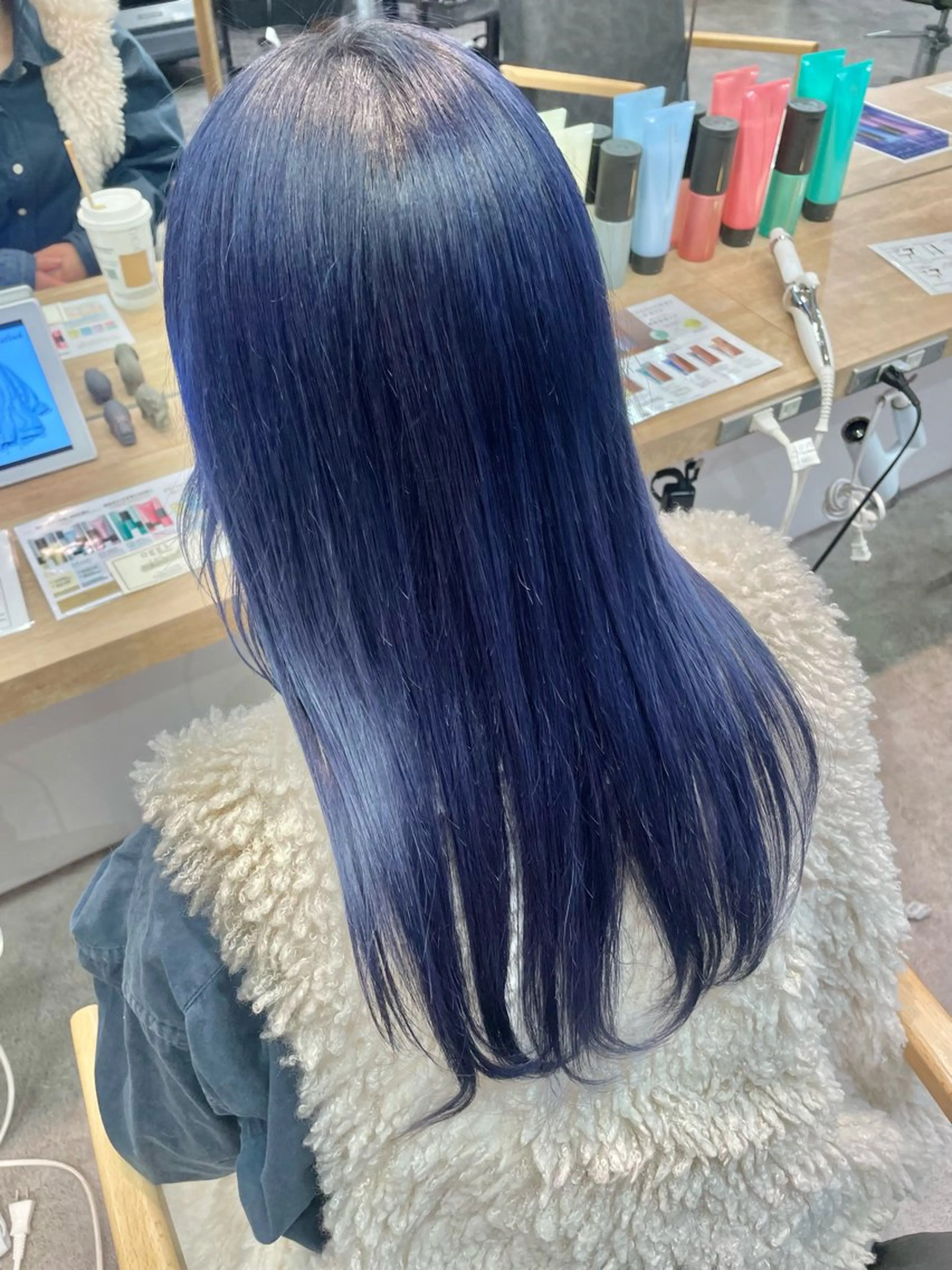 セミロング カラー ヘアカラー トリートメント ブリーチ/ハイトーン 🌏💊RAINEのヘアスタイル