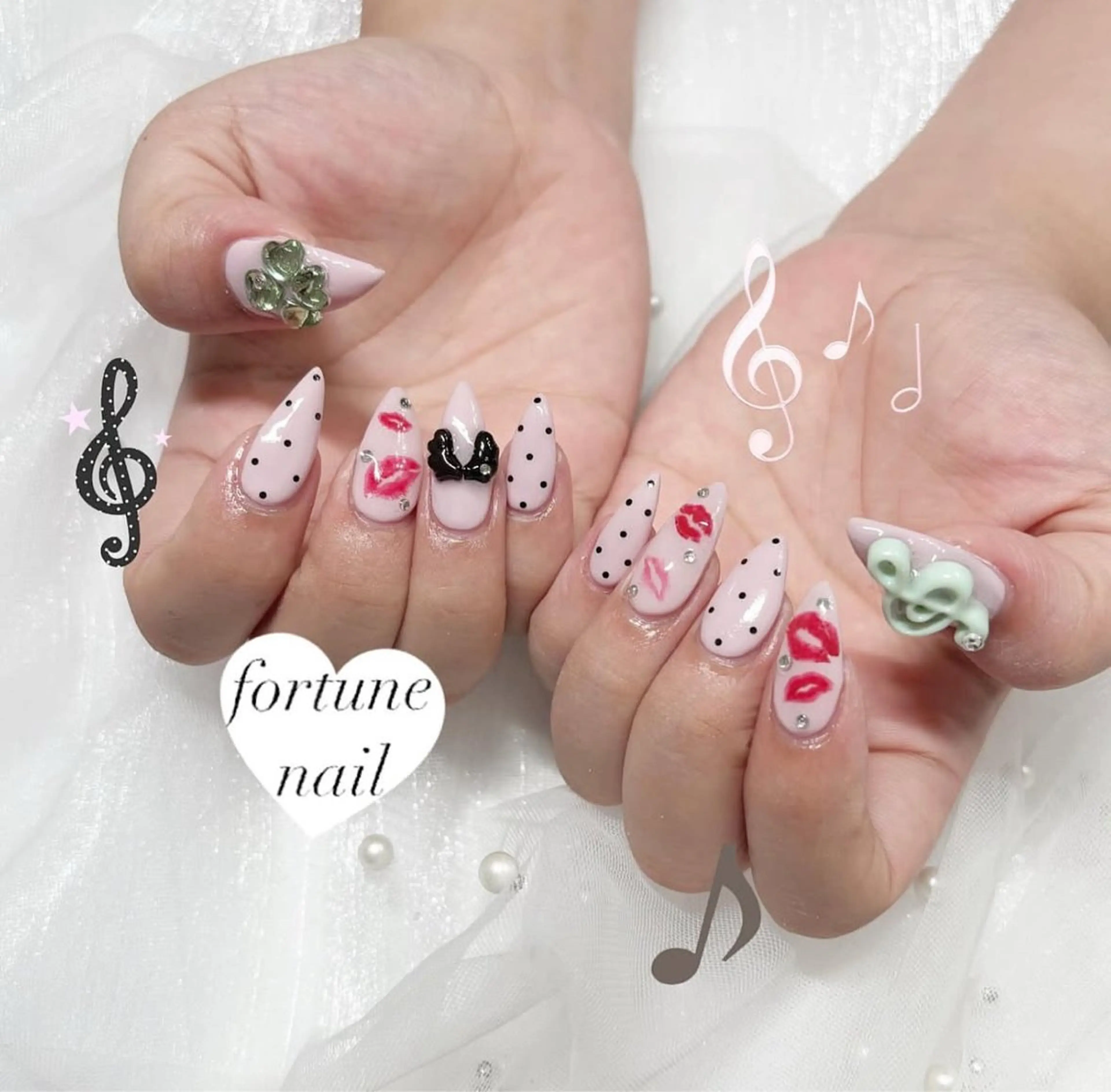 ネイル ハンドネイル ☆saori ☆のネイルデザイン