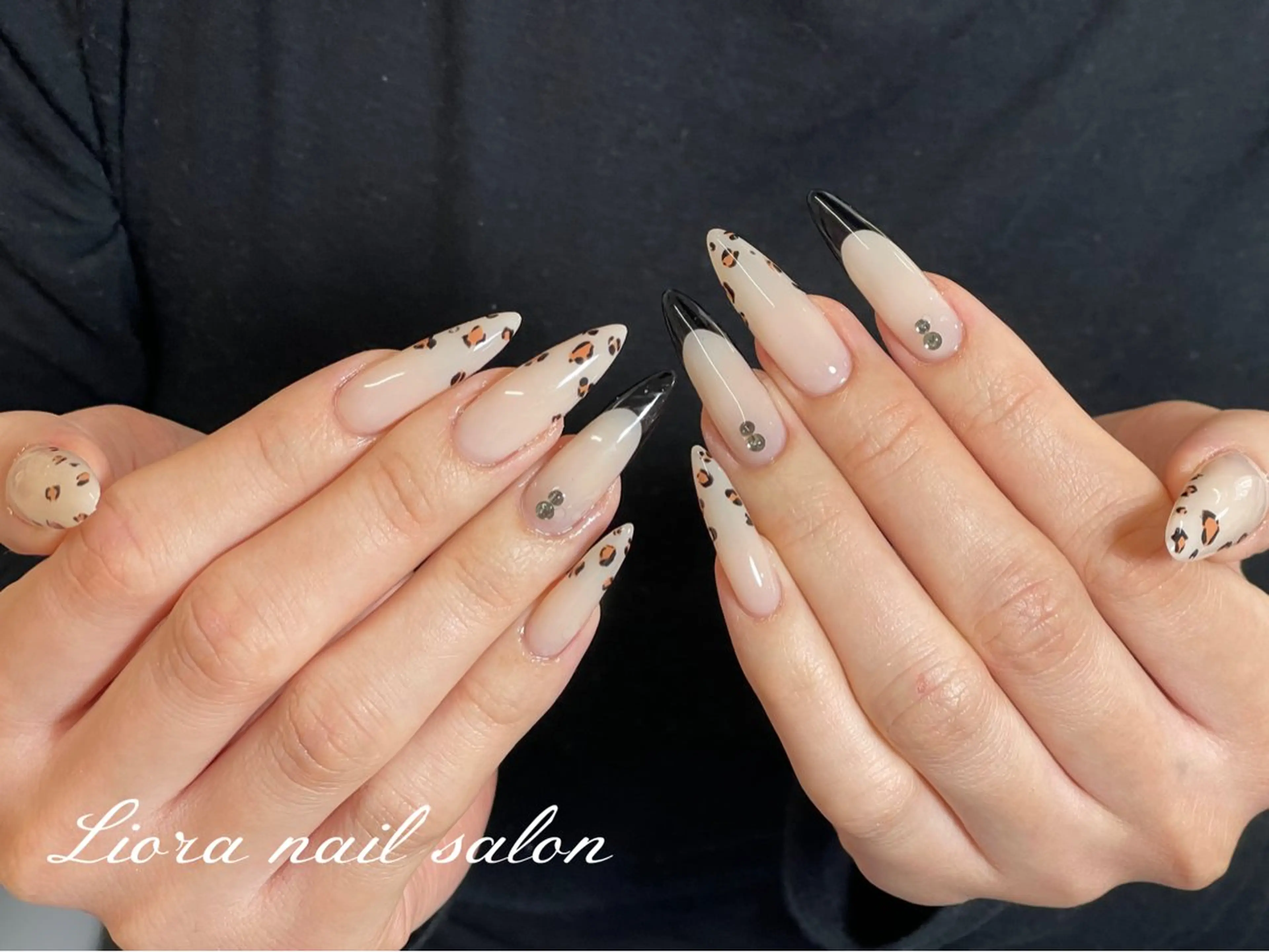 ネイル チークネイル フットネイル フレンチネイル ジェルネイル ガーリー ハンドネイル Liora nail スカルプ専門店のネイルデザイン