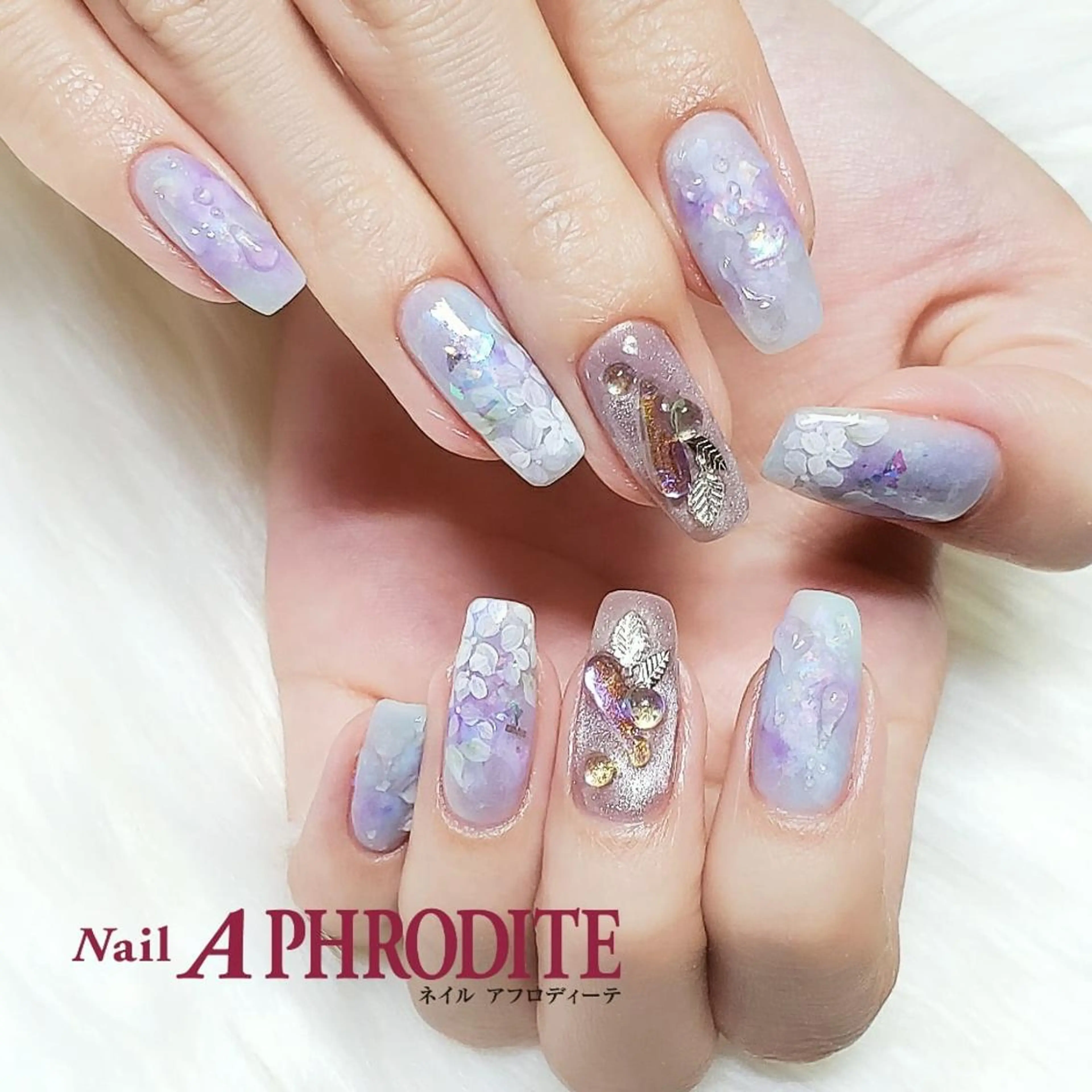 ネイル アートネイル ジェルネイル 持ち込み ソフトジェル ハンドネイル Nail Aphroditeのネイルデザイン