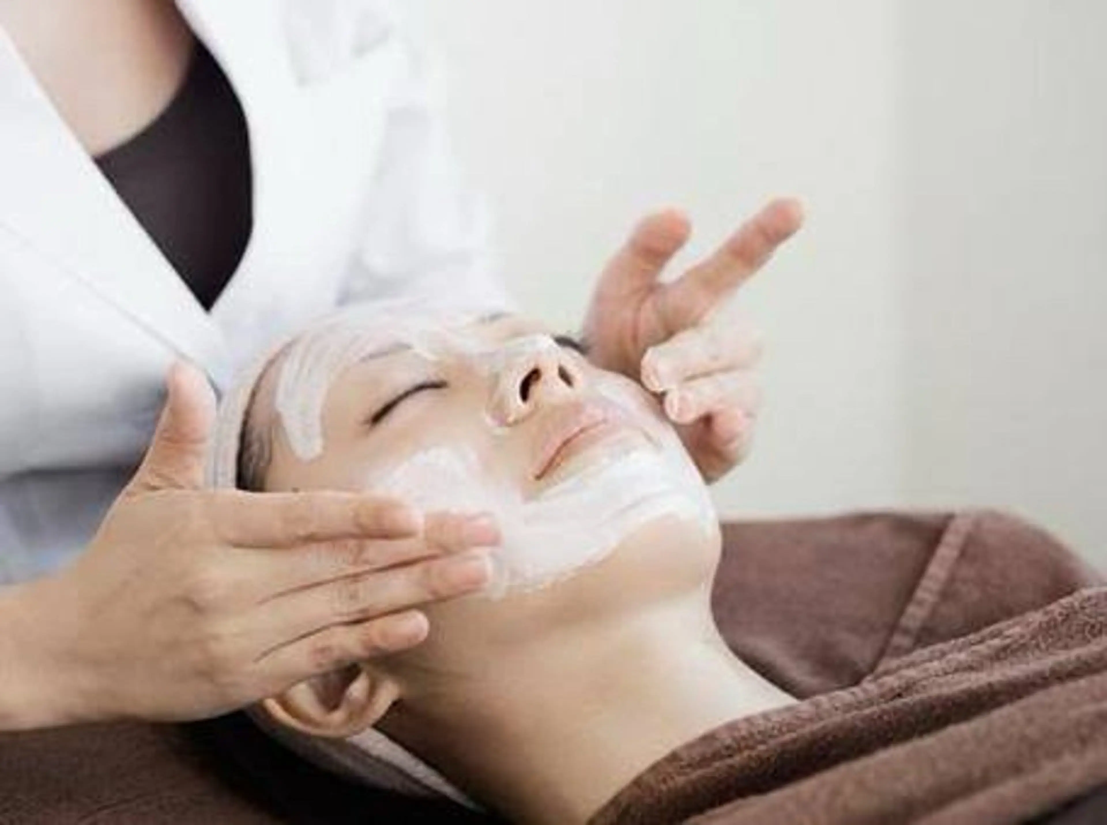 選べるフェイシャル60分の写真