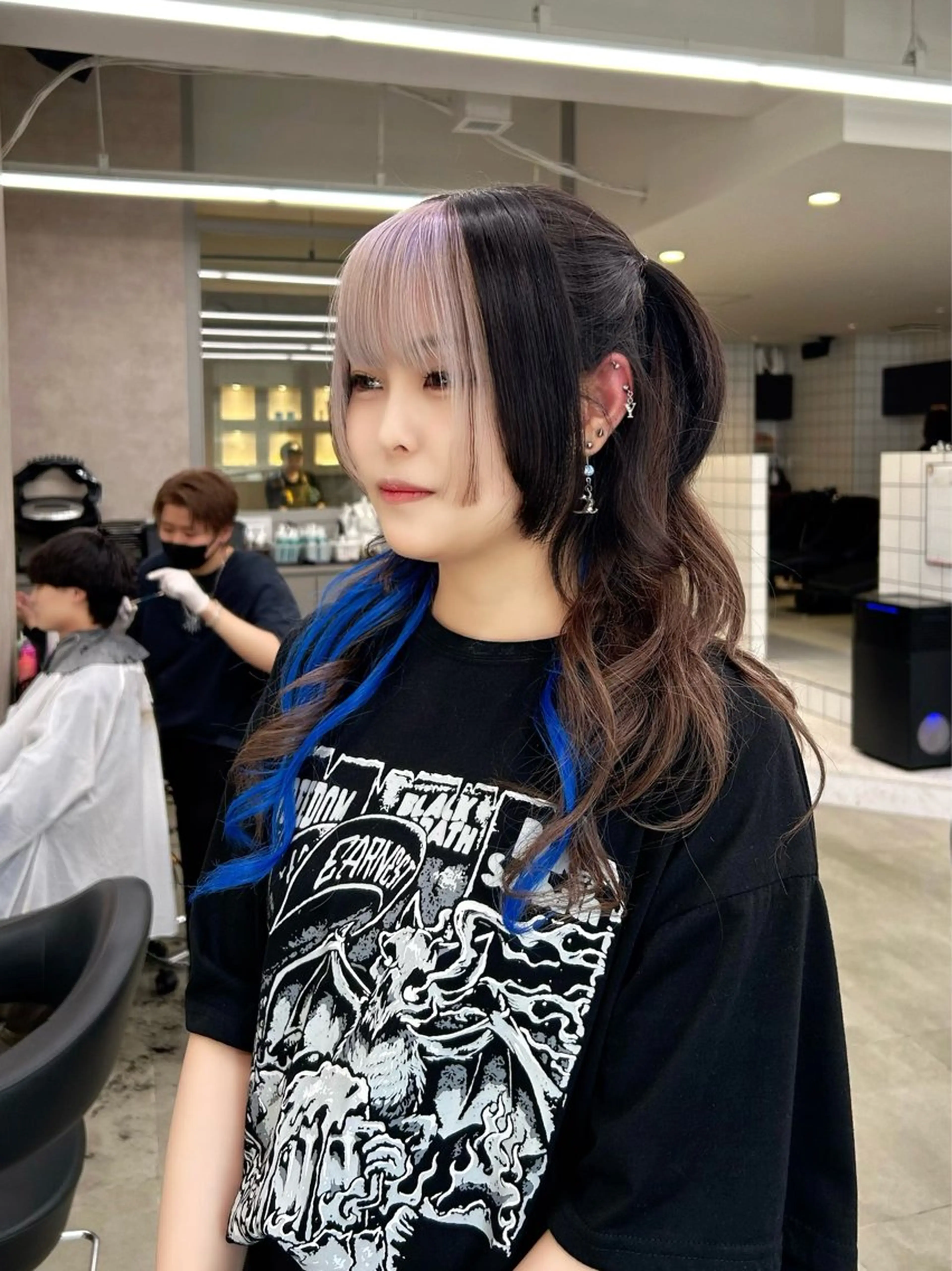 ロング カラー ヘアカラー ヘアセット 韓国/トレンド レイヤー【101】のヘアスタイル