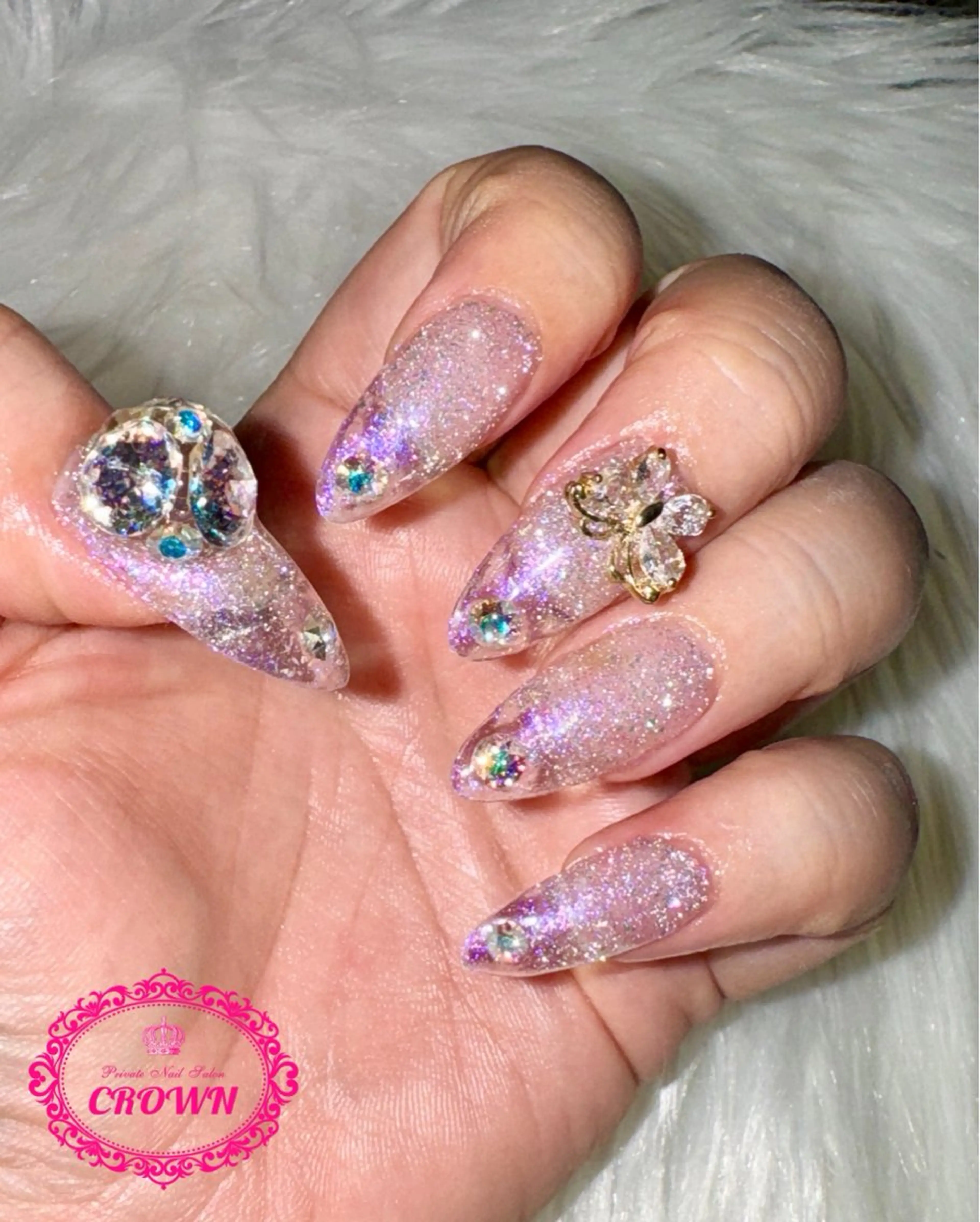 ネイル CROWN プライベートサロンのネイルデザイン