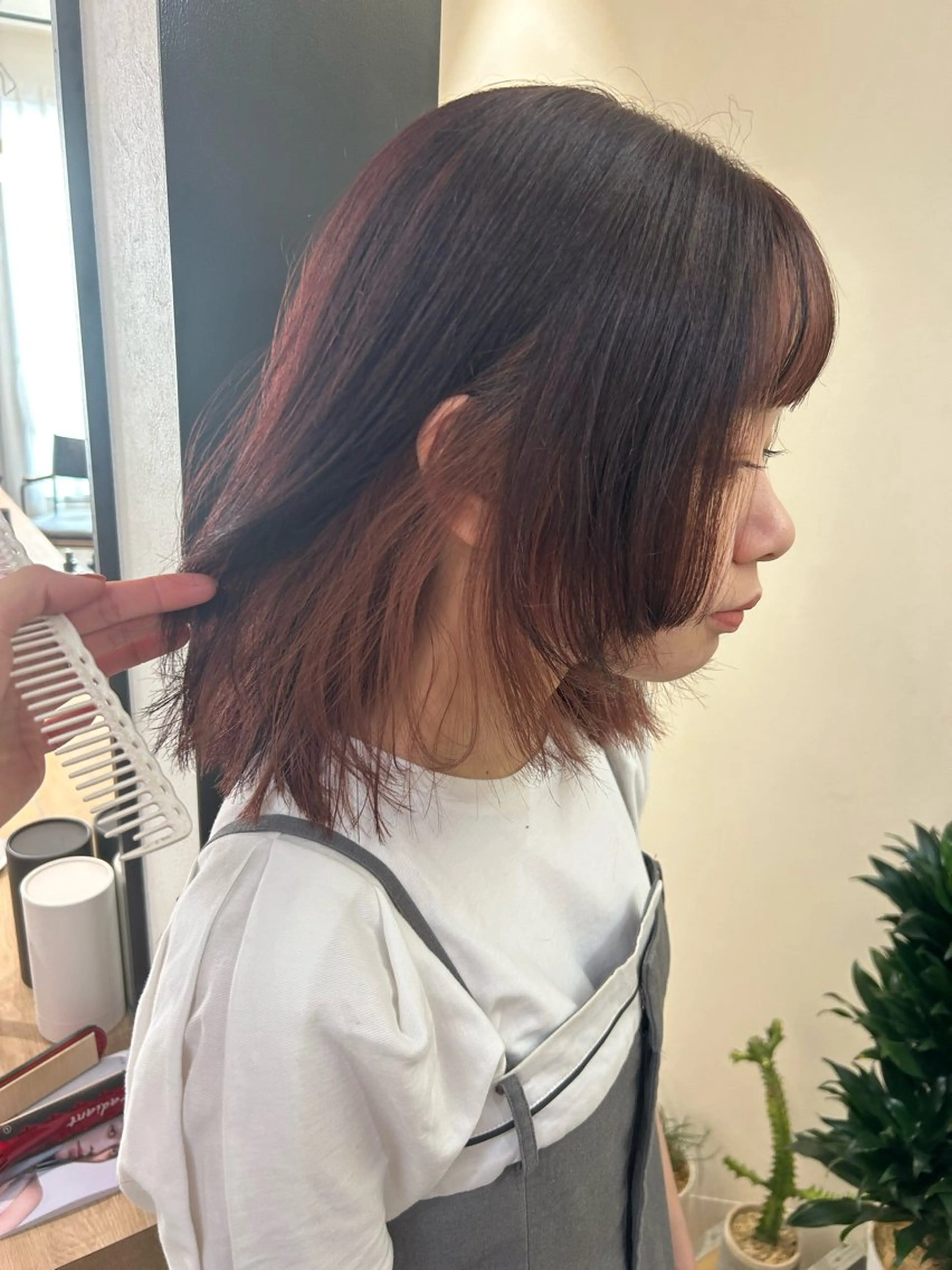 ミディアム カラー ベージュカラー インナーカラー ピンクカラー ピンクベージュ カット ヘアカラー トリートメント hub hair レイヤー/透明感のヘアスタイル