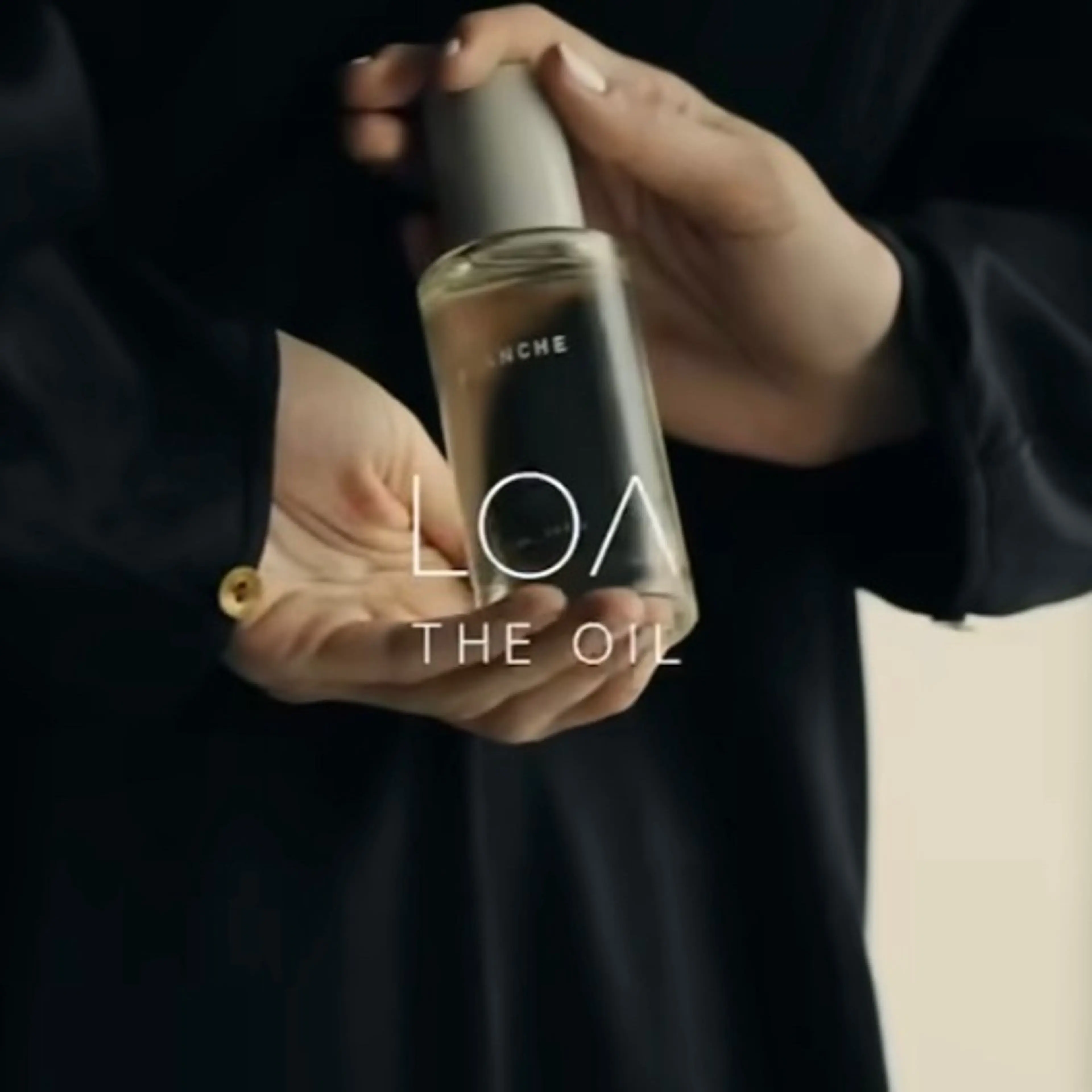 個性派ヘアアレンジ 🎀✨Ainaのヘアスタイル