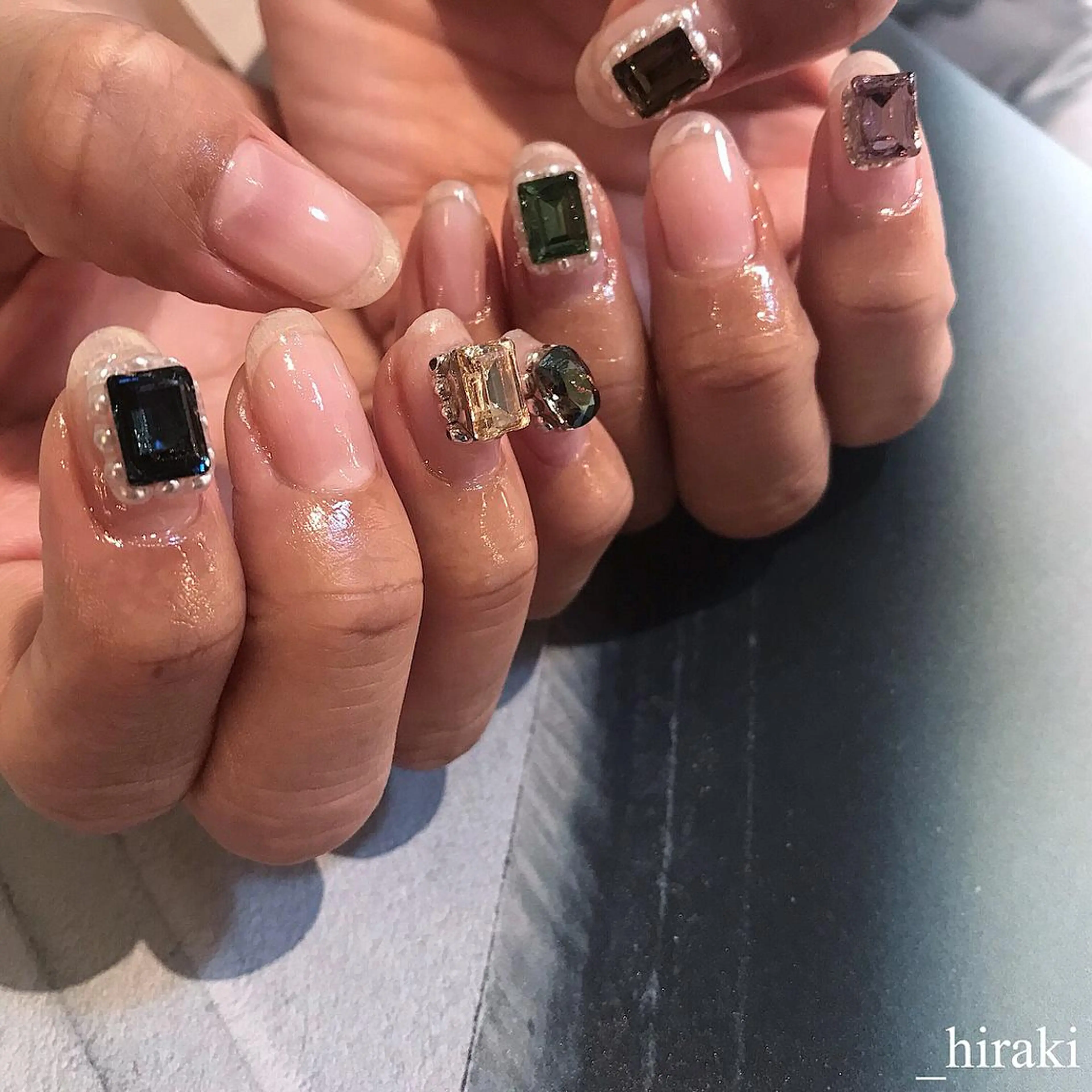 ネイル ストーンネイル nail atelier AMBER所属・saori .の眉毛・アイブロウイメージ