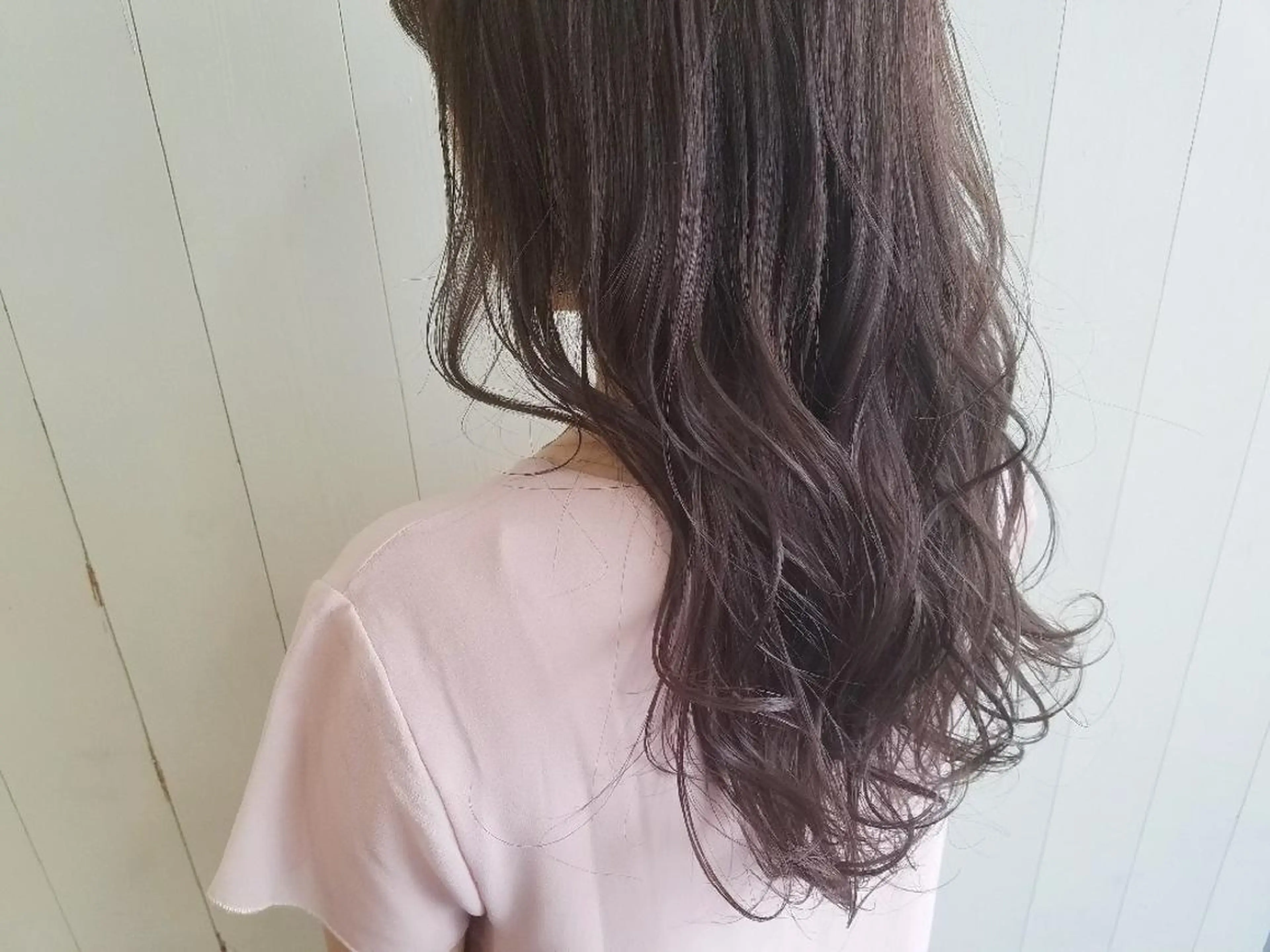 ロング カラー グレージュ パープルカラー パープルグレージュ imai /カット/パーマのヘアスタイル