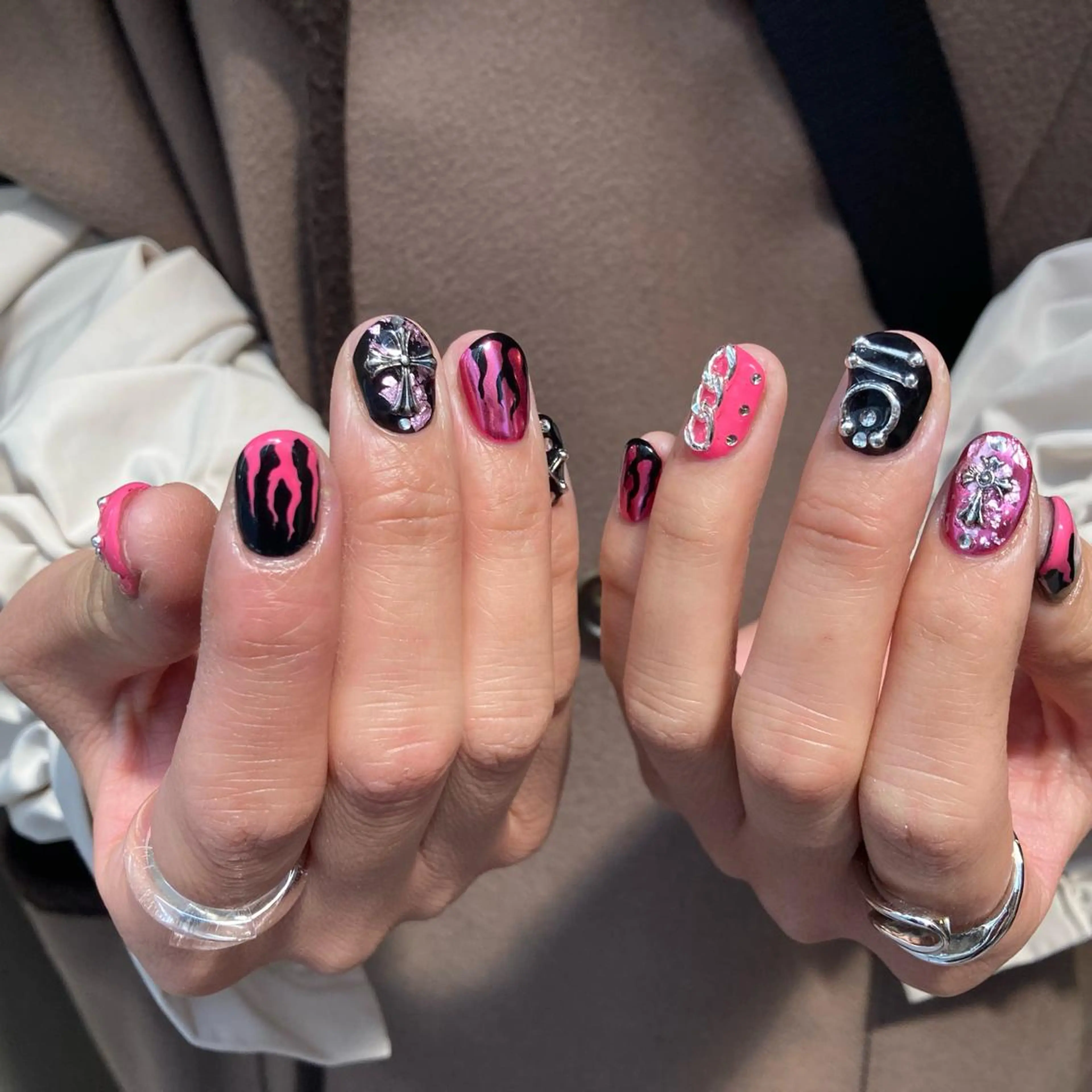 ネイル ハンドネイル フットネイル kana/モード ・グランジ໒꒱のネイルデザイン