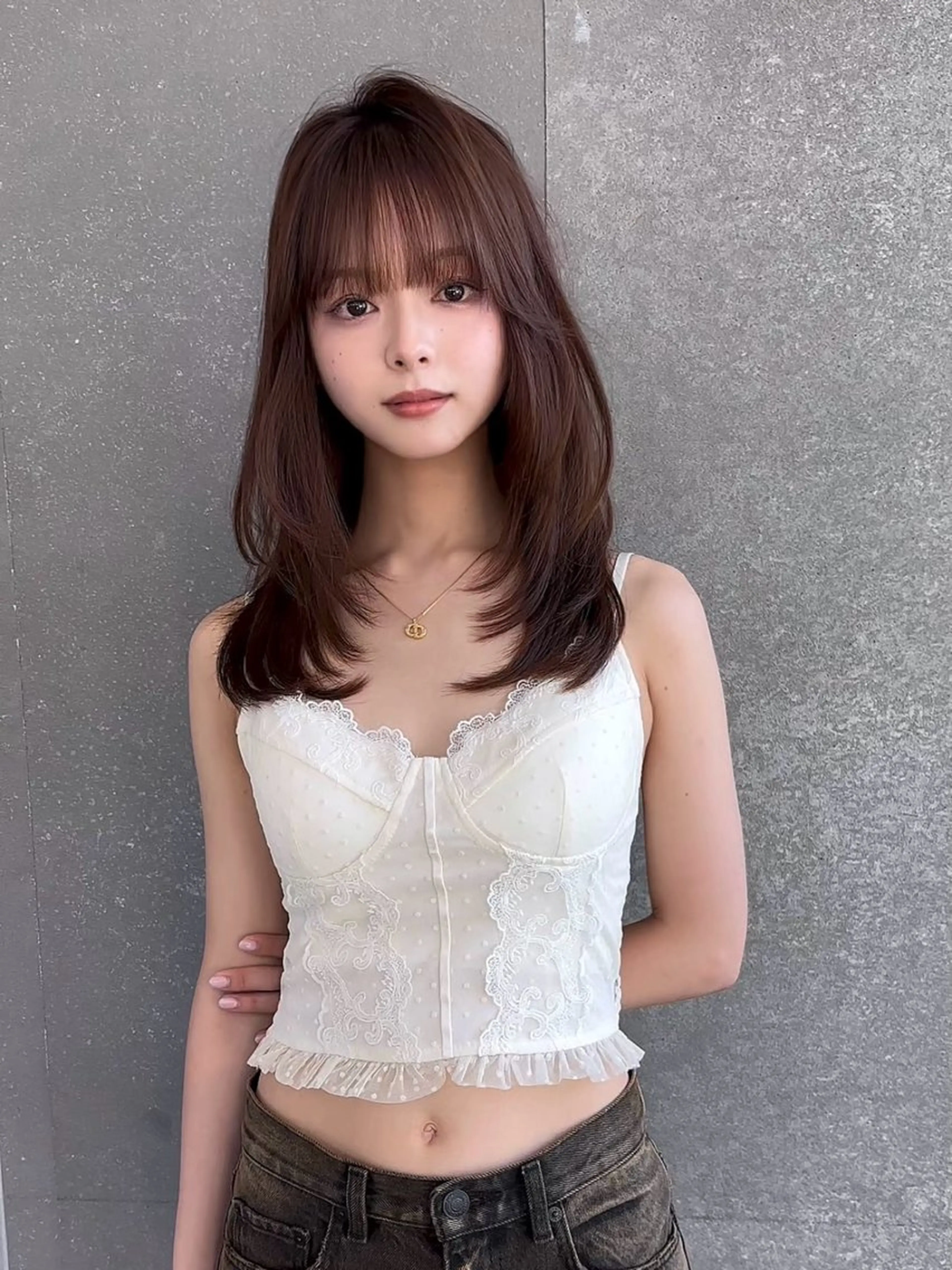 ミディアム カラー ブリーチ ブリーチなしカラー 髪質改善 レイヤーカット 縮毛矯正 【透明感ヘア】 吉村　清志のヘアスタイル