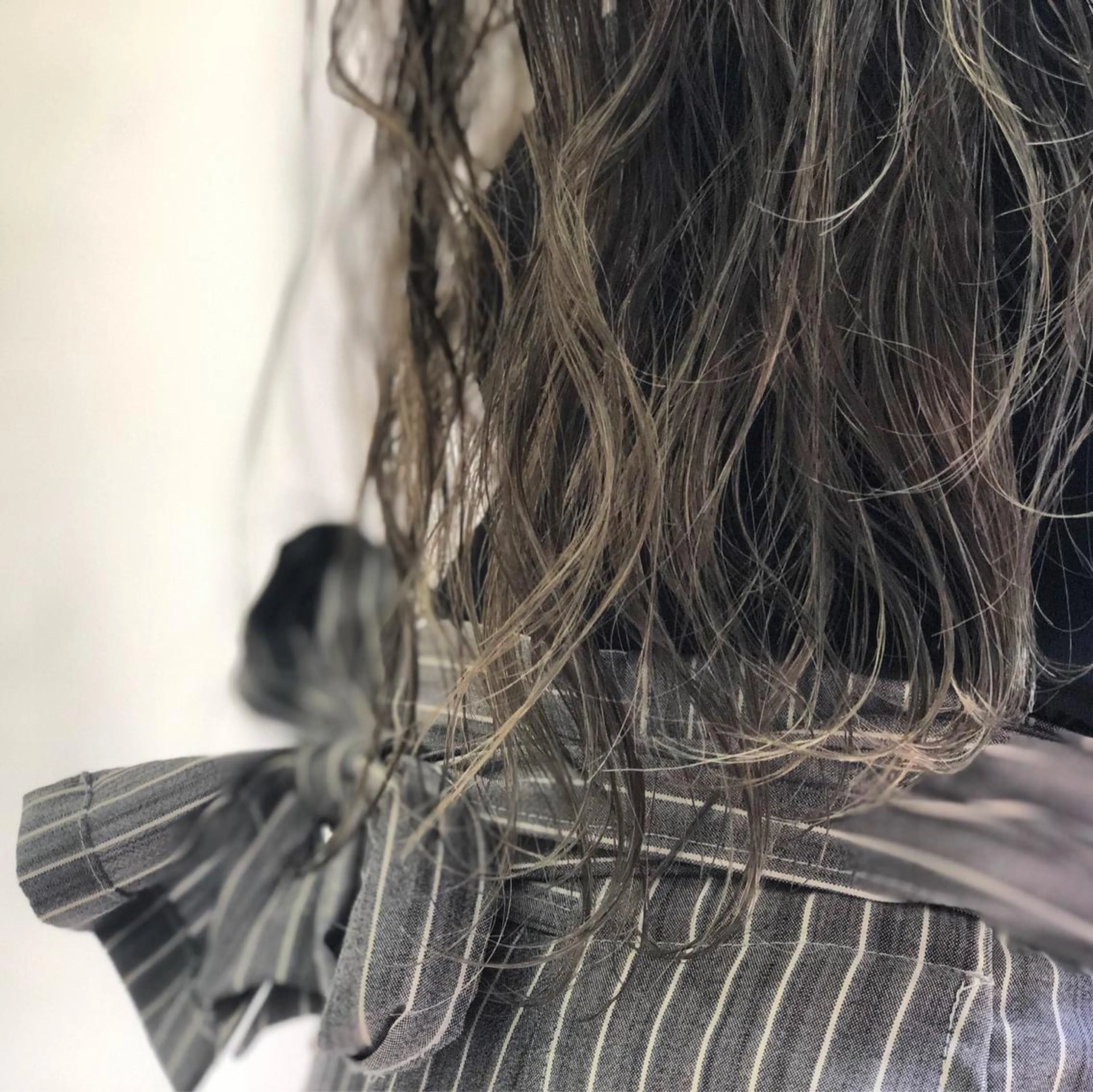 ロング カラー アッシュ ハイライトカラー ハイライト Tao所属・藤川 大智のヘアスタイル